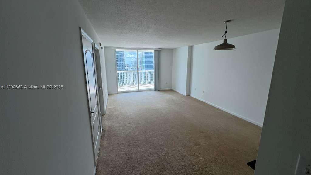 1200 Brickell Bay Dr #3505, Miami FL 33131