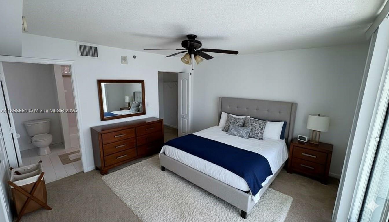 1200 Brickell Bay Dr #3505, Miami FL 33131