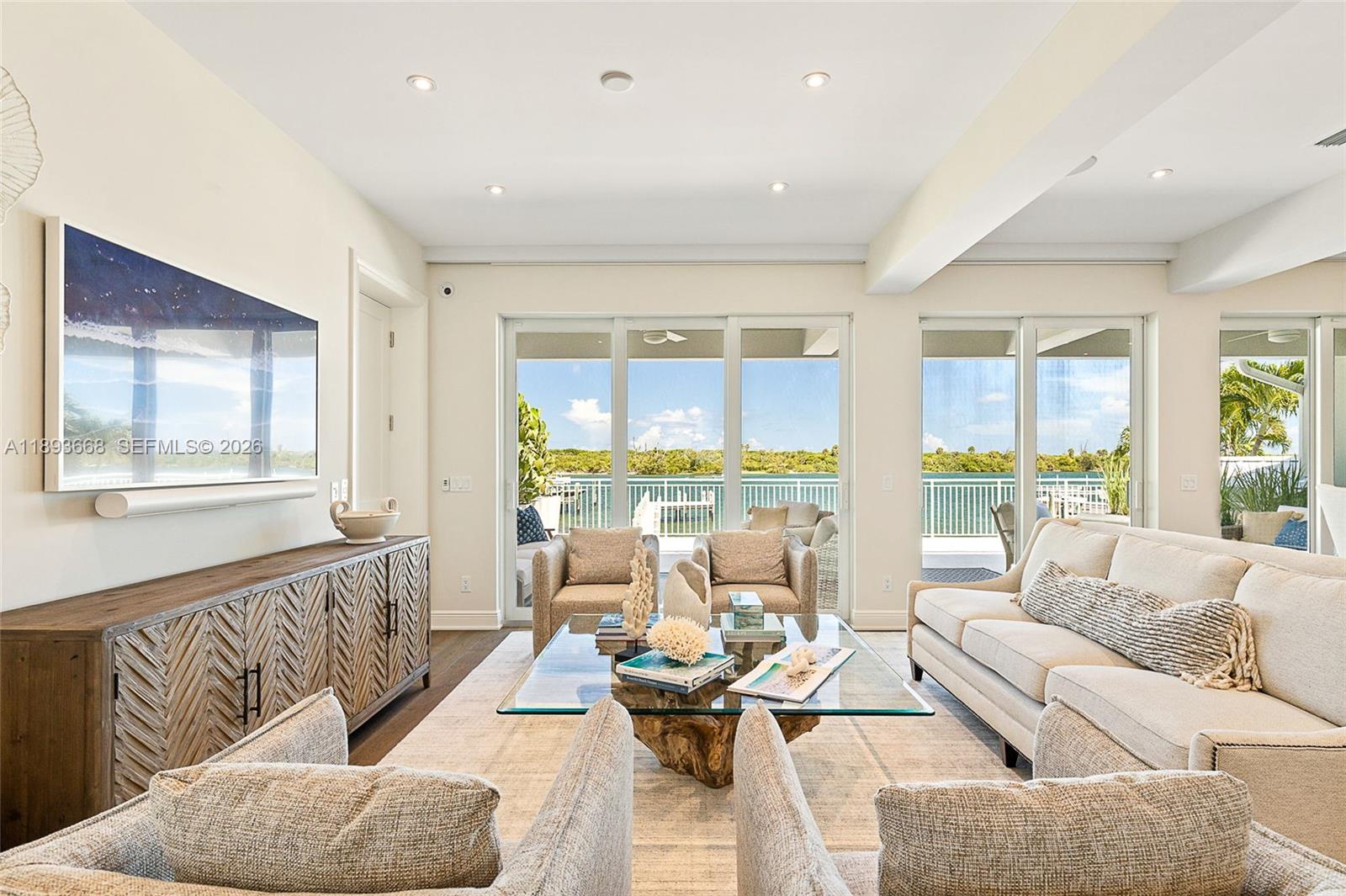 18119 SE Federal Hwy, Jupiter FL 33469