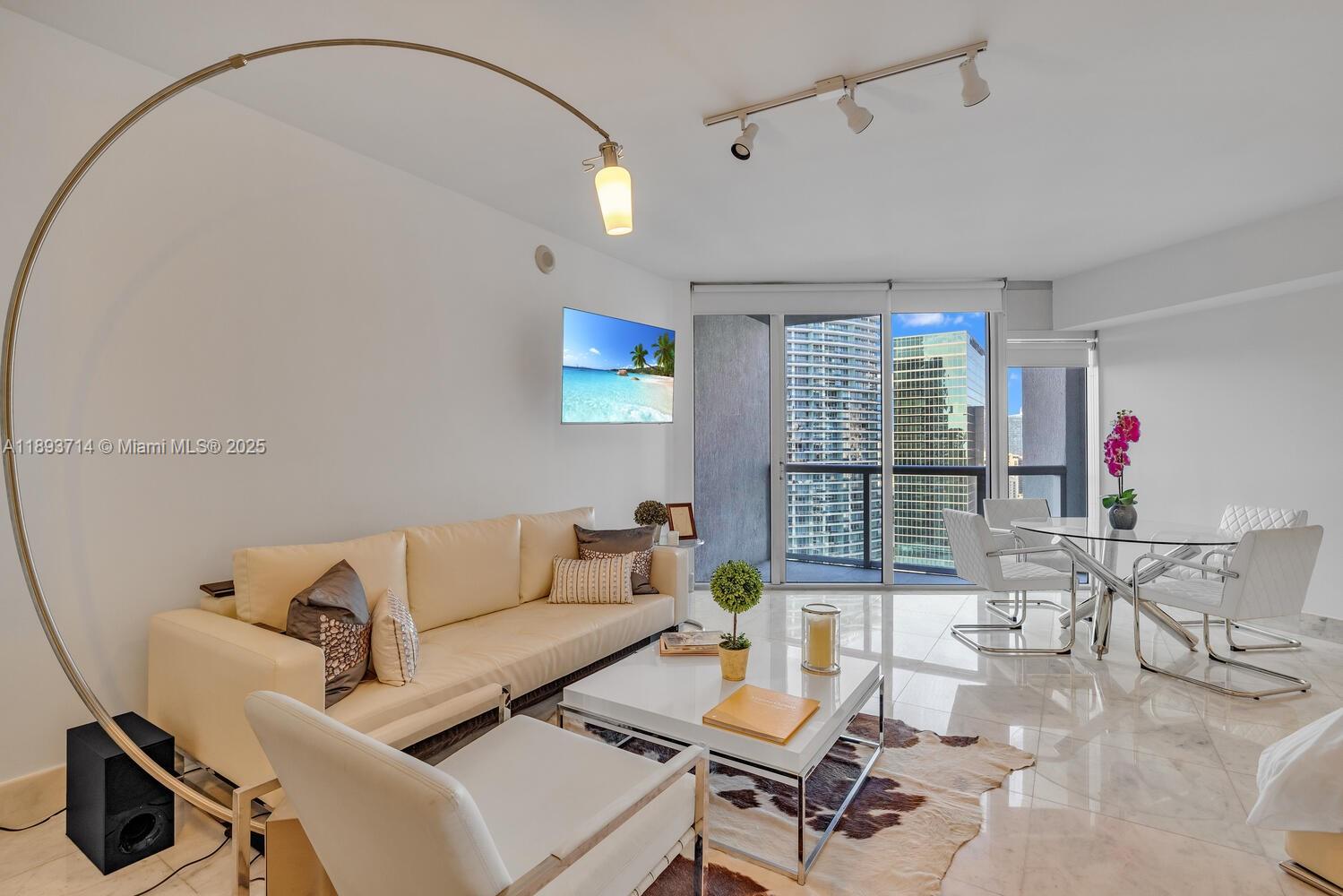 475 Brickell Ave #3708, Miami FL 33131