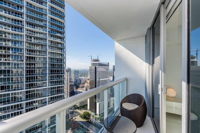 475 Brickell Ave #3708, Miami FL 33131