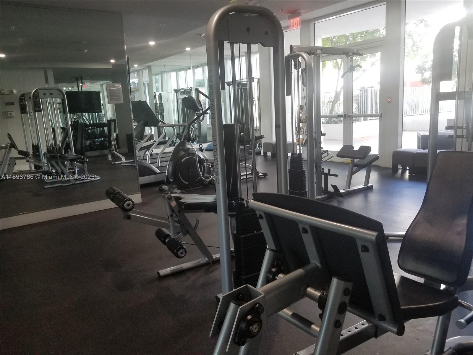Miami Beach FL 33139 - A11893766