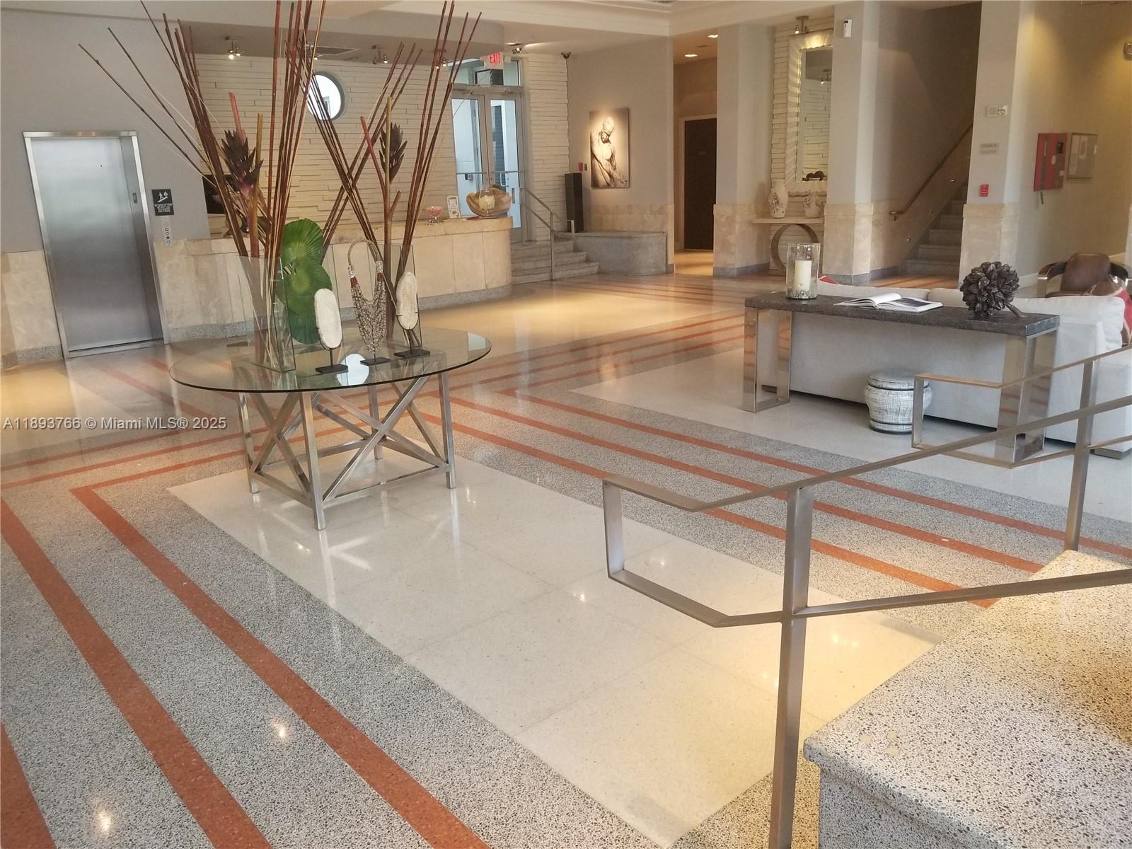 Miami Beach FL 33139 - A11893766