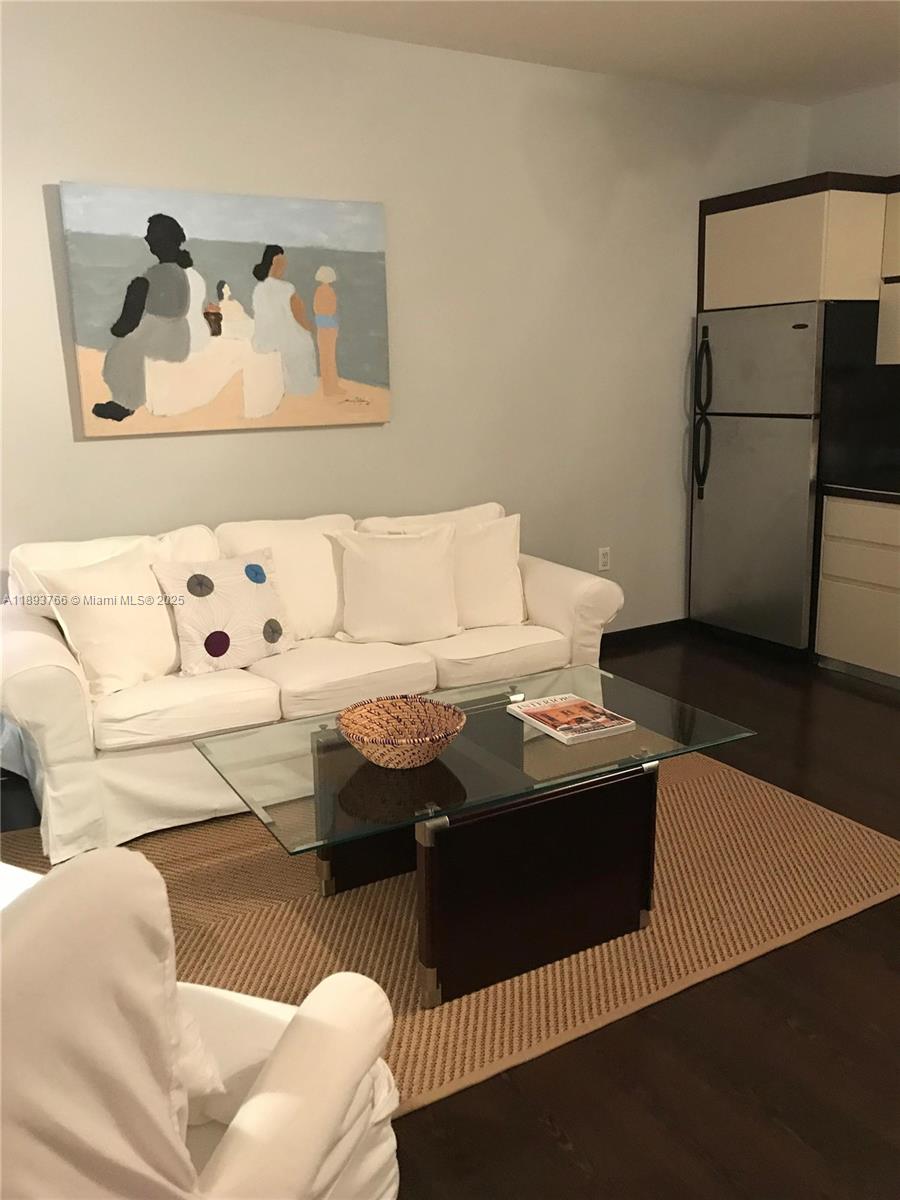 Miami Beach FL 33139 - A11893766