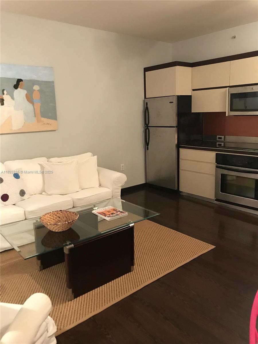 Miami Beach FL 33139 - A11893766