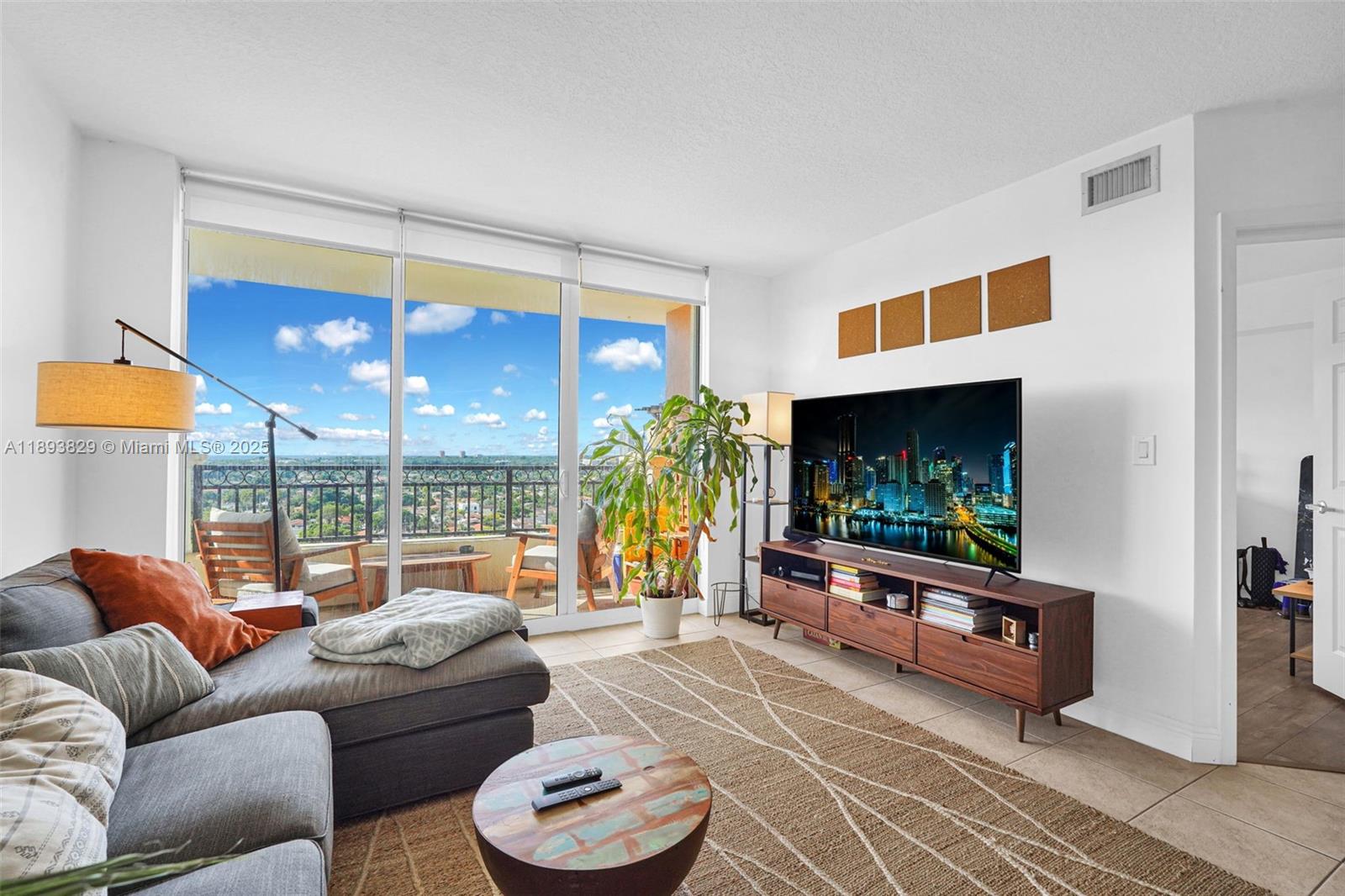 3232 SW 22nd Ter #1703, Miami FL 33145