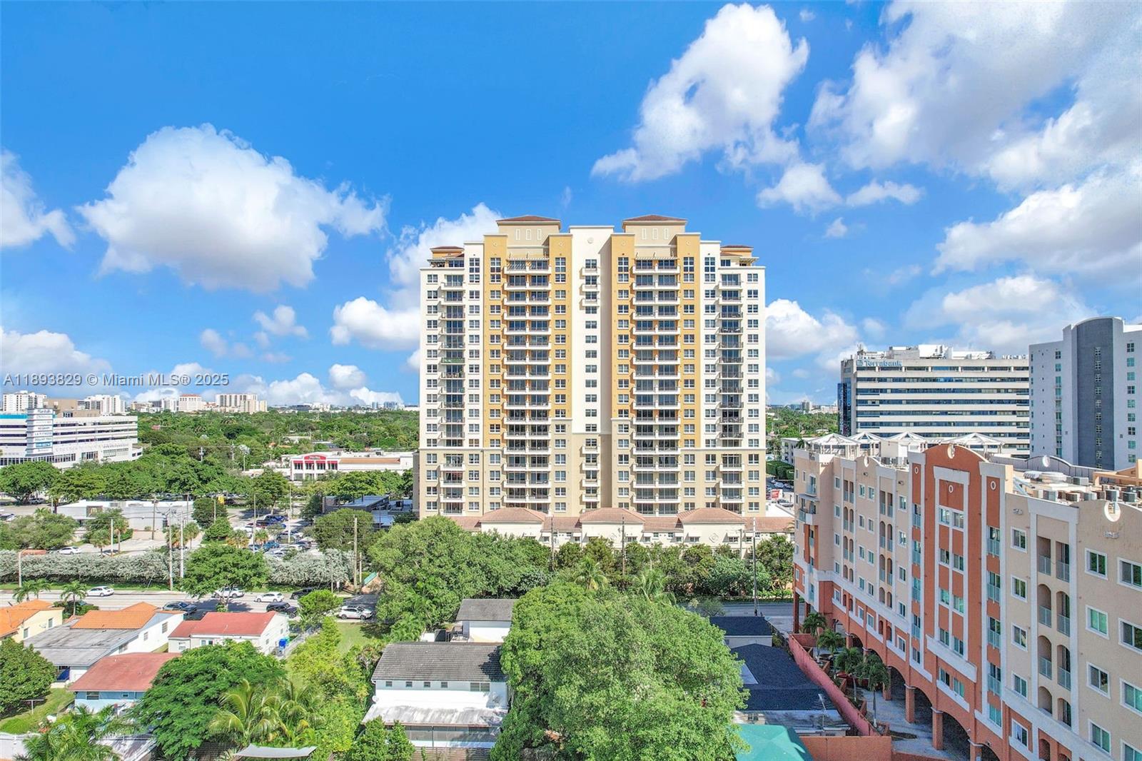 3232 SW 22nd Ter #1703, Miami FL 33145