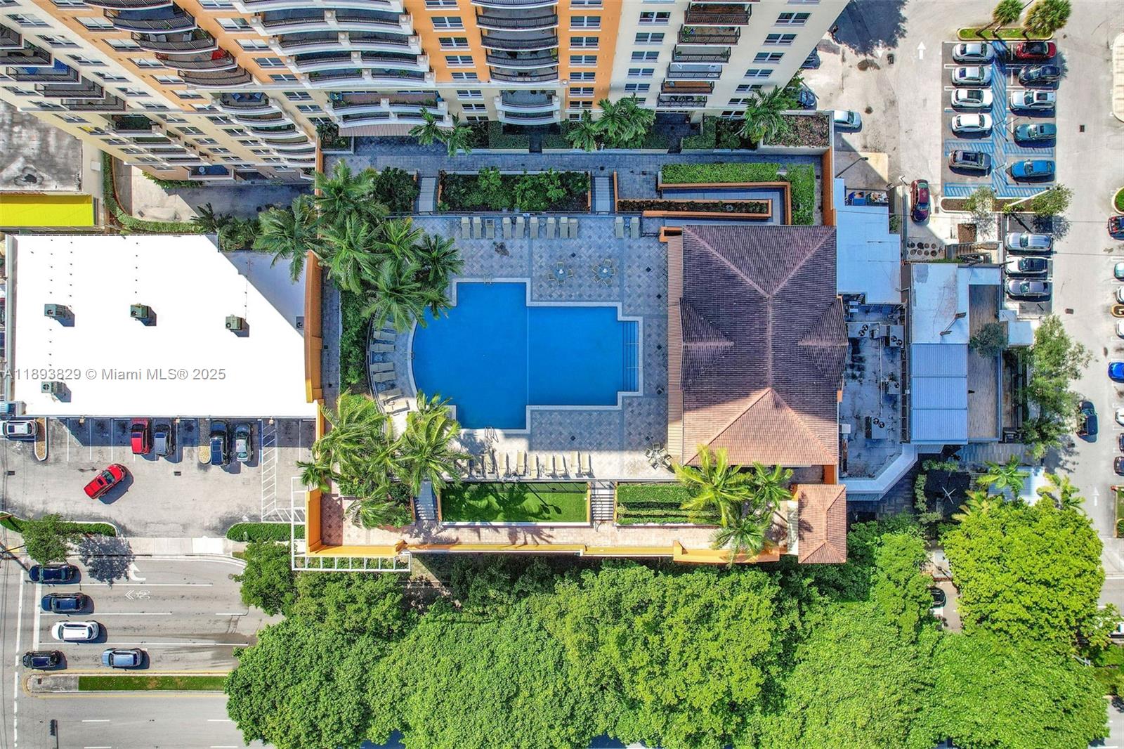 3232 SW 22nd Ter #1703, Miami FL 33145