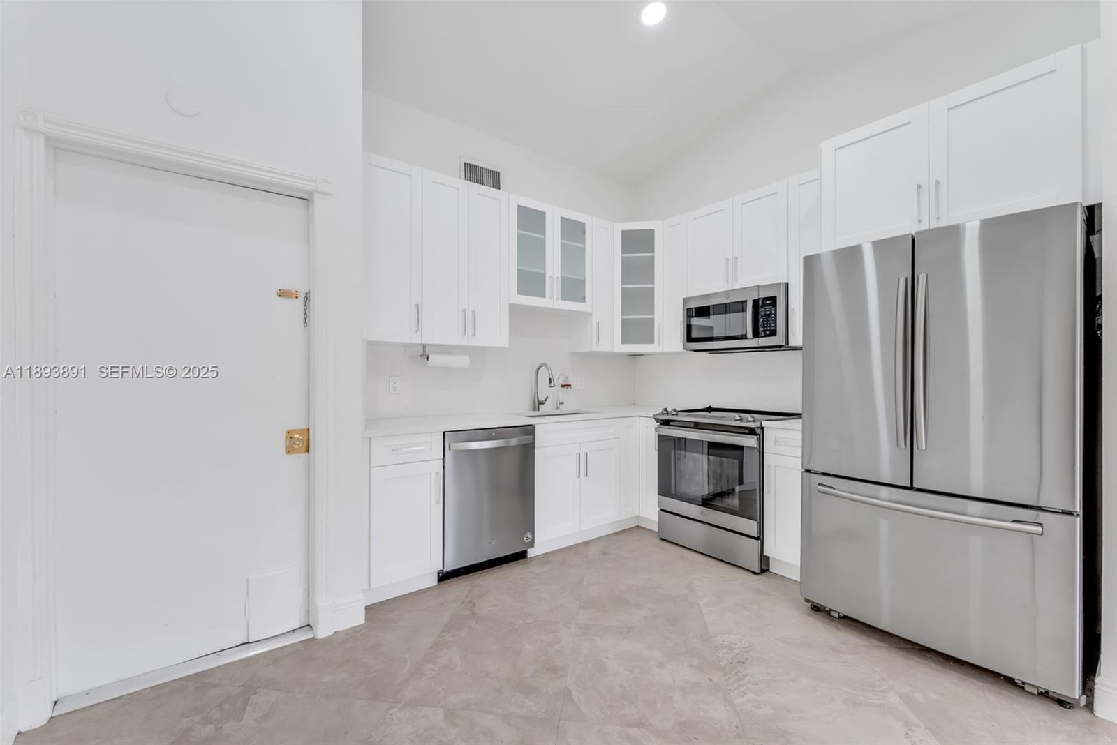 9801 Ridgecreek Rd, Boca Raton FL 33496