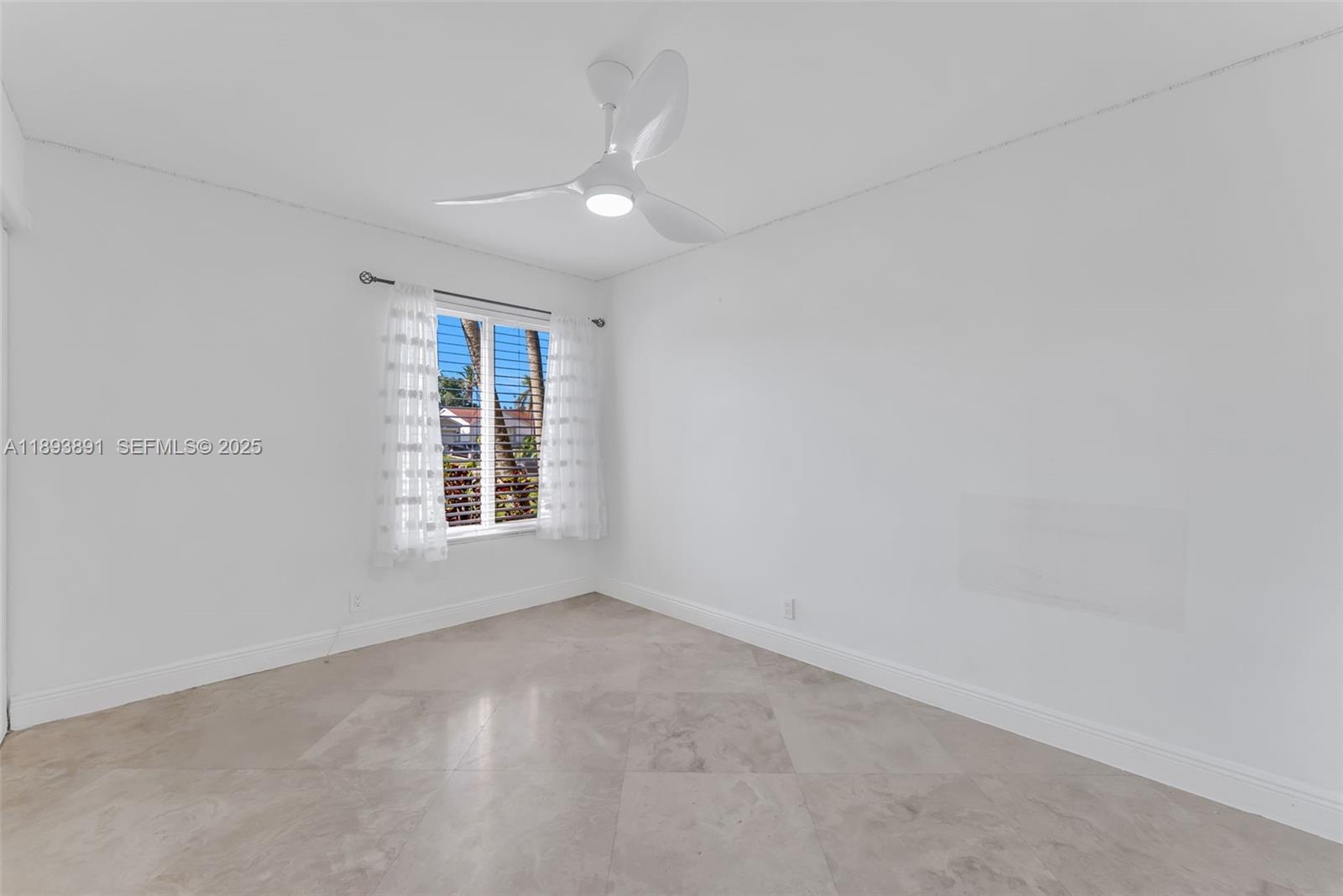 9801 Ridgecreek Rd, Boca Raton FL 33496
