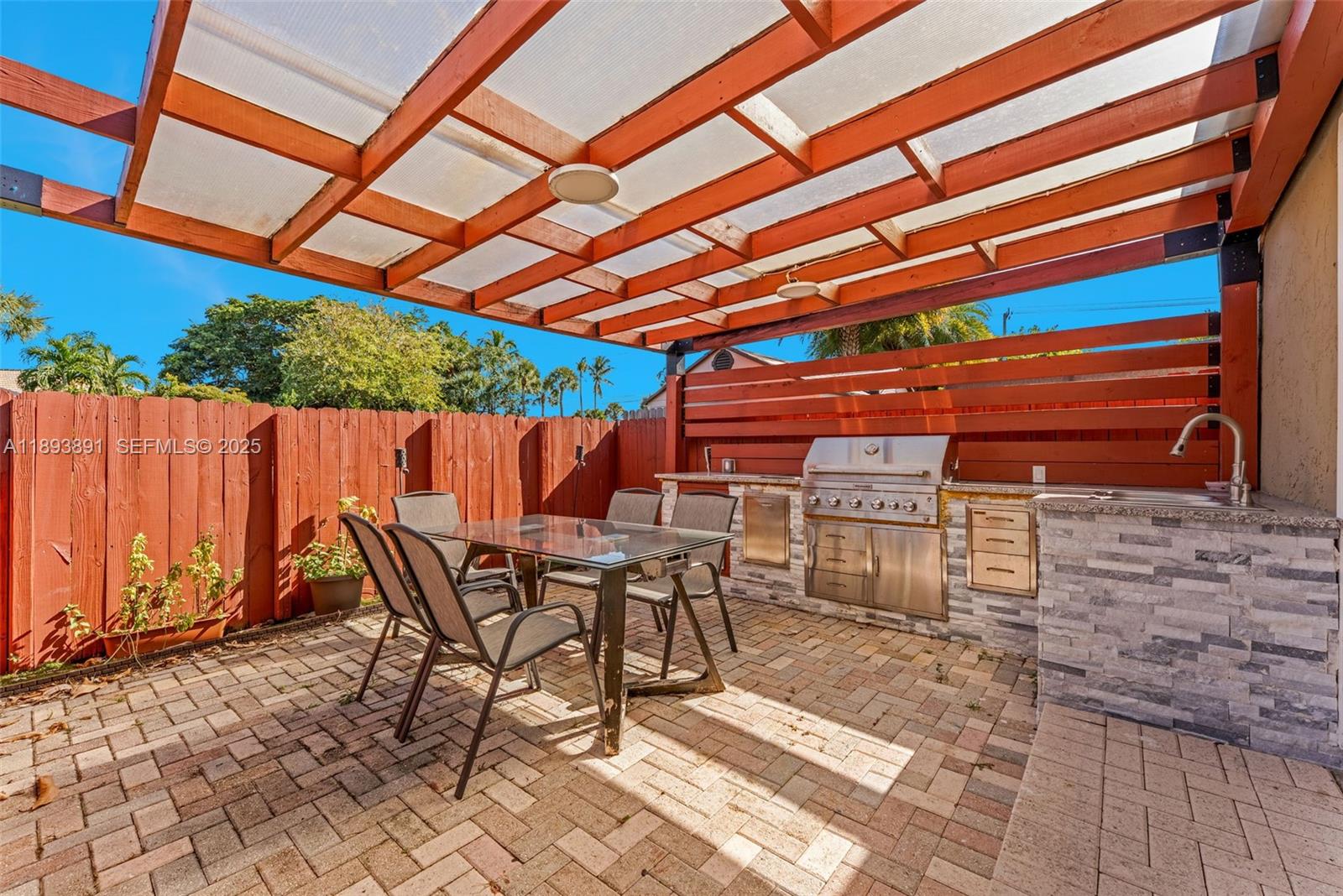 9801 Ridgecreek Rd, Boca Raton FL 33496