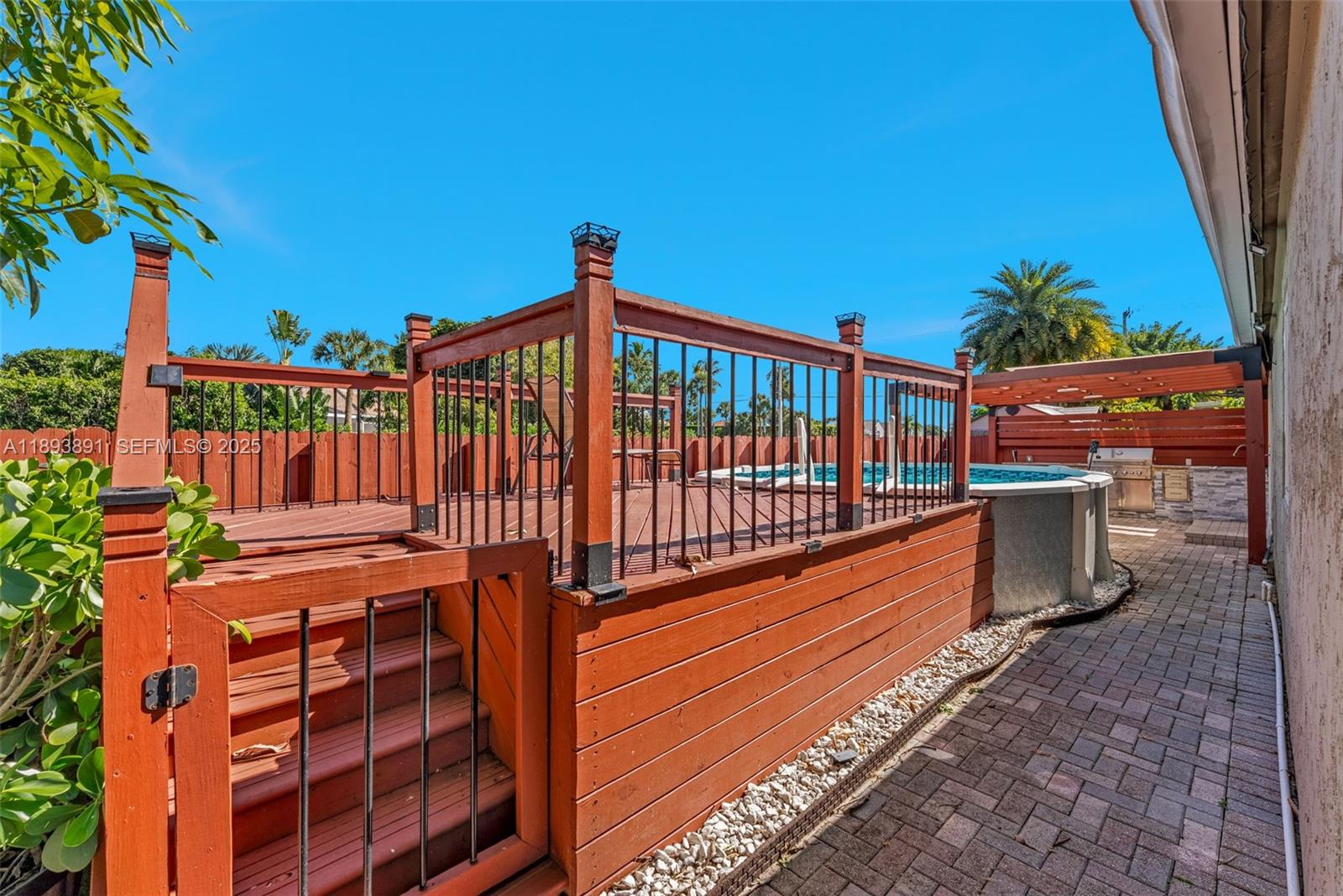 9801 Ridgecreek Rd, Boca Raton FL 33496