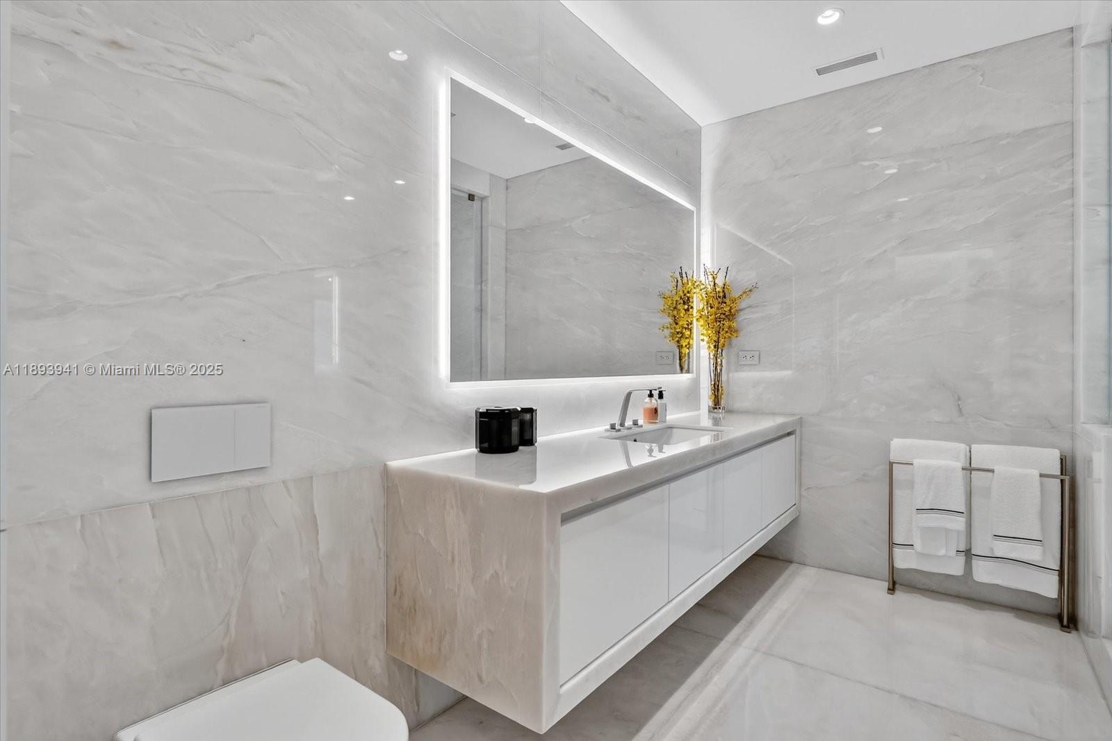 17901 Collins Ave #1804, Sunny Isles Beach FL 33160