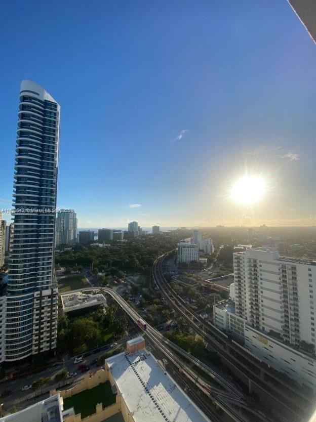 79 SW 12th St #3105-S, Miami FL 33130