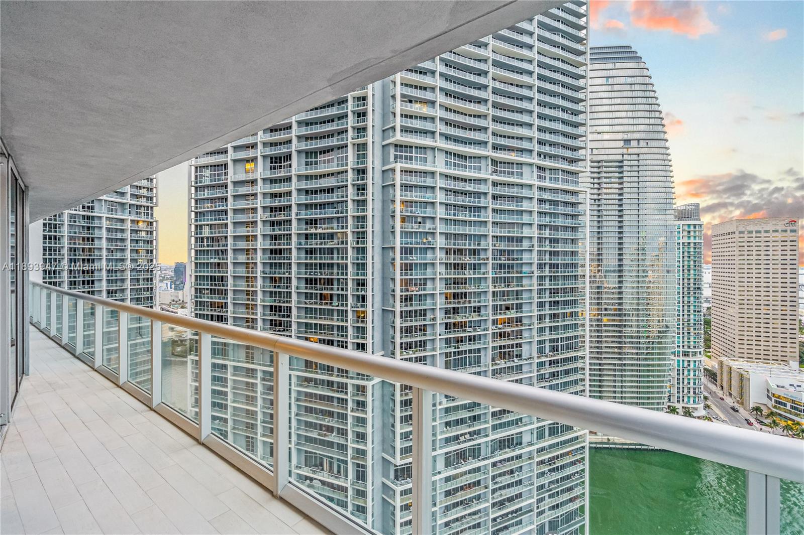 495 Brickell Ave #3502, Miami FL 33131