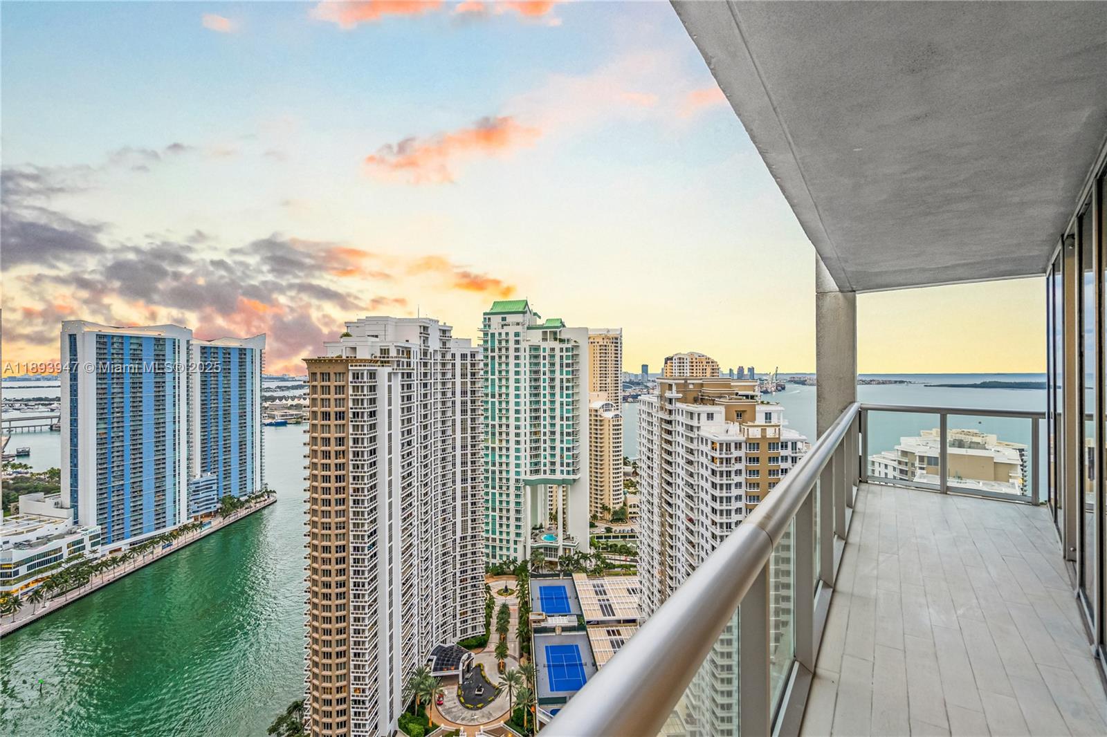 495 Brickell Ave #3502, Miami FL 33131