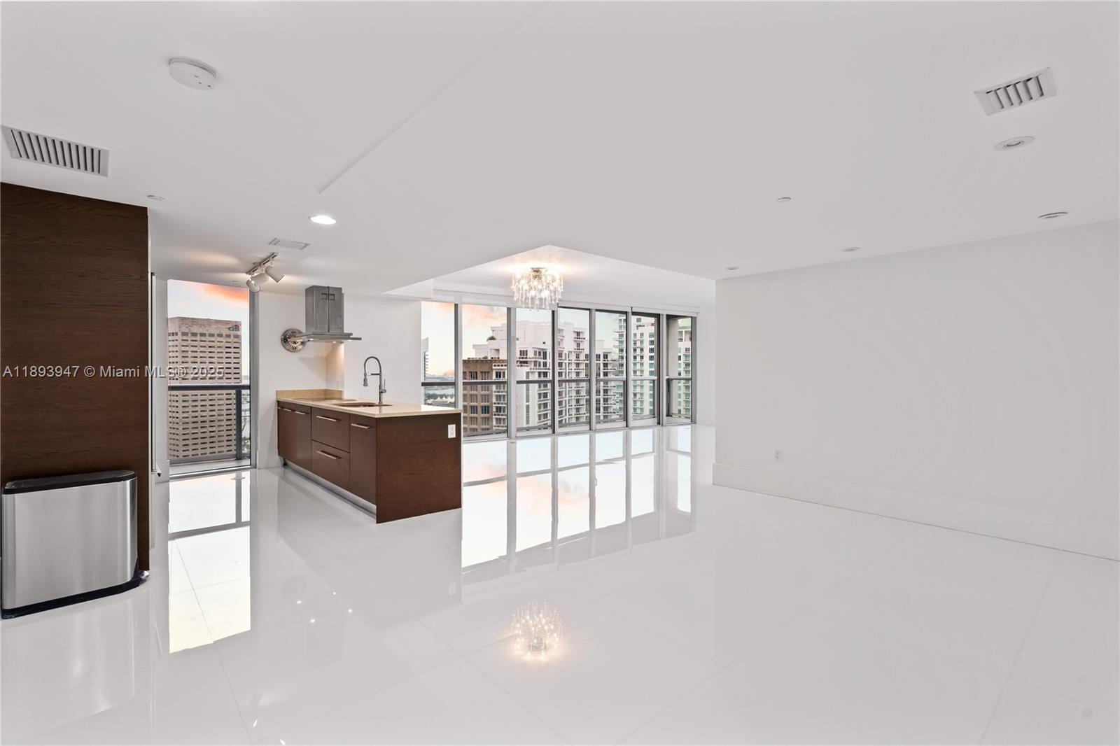 495 Brickell Ave #3502, Miami FL 33131