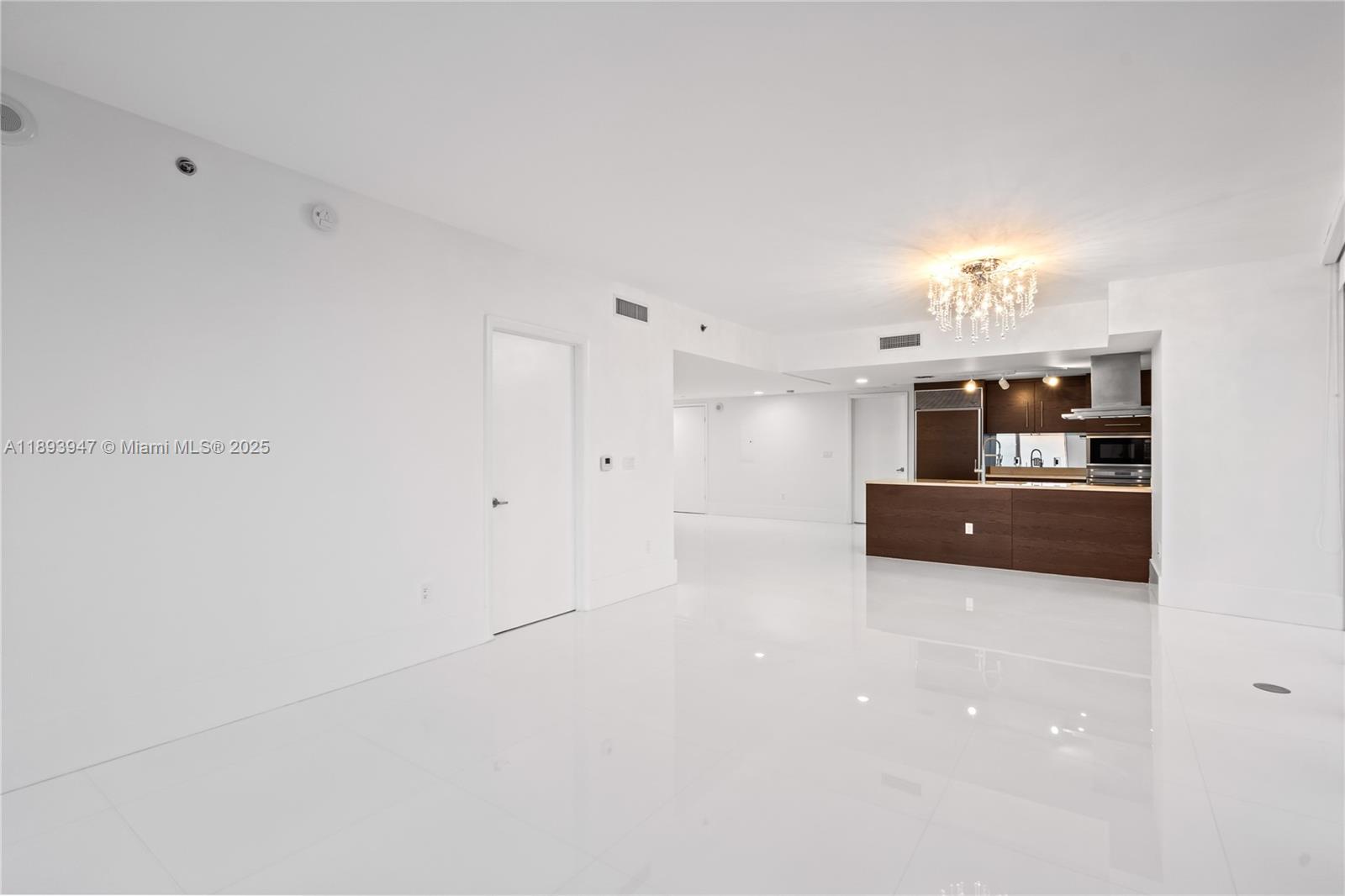 495 Brickell Ave #3502, Miami FL 33131