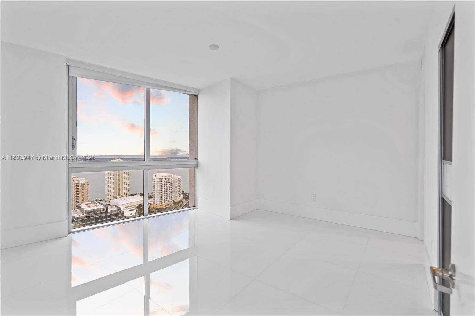 495 Brickell Ave #3502, Miami FL 33131