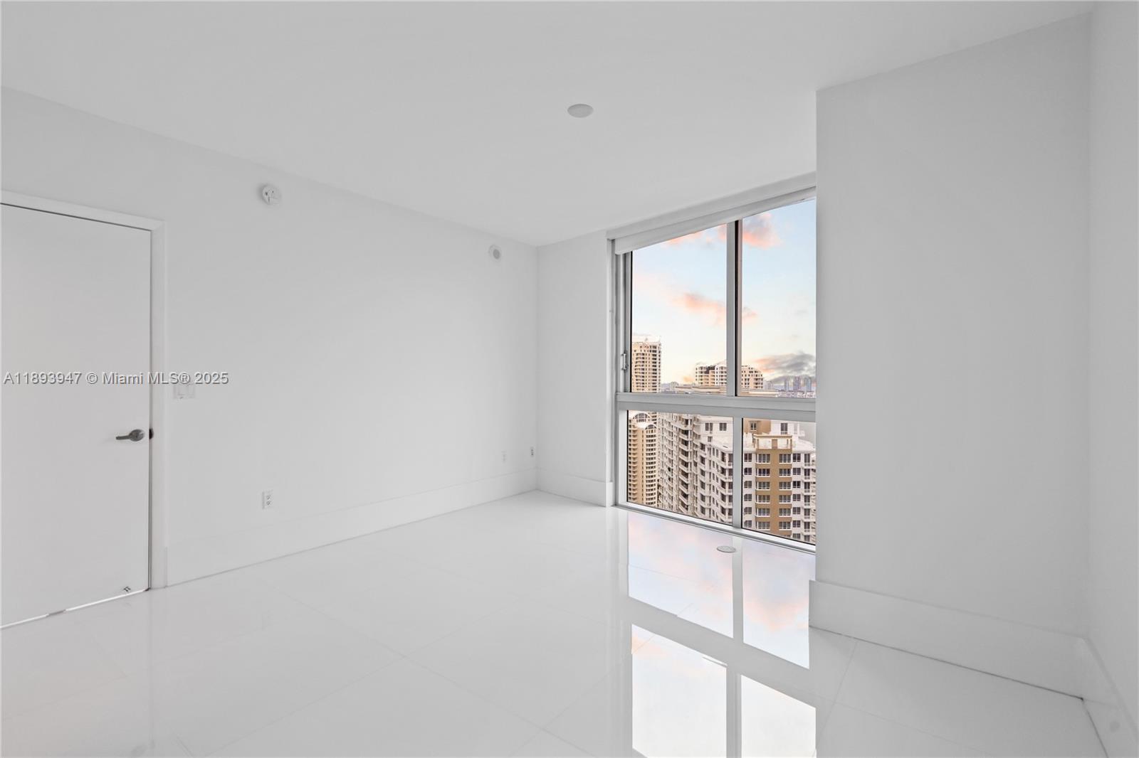 495 Brickell Ave #3502, Miami FL 33131