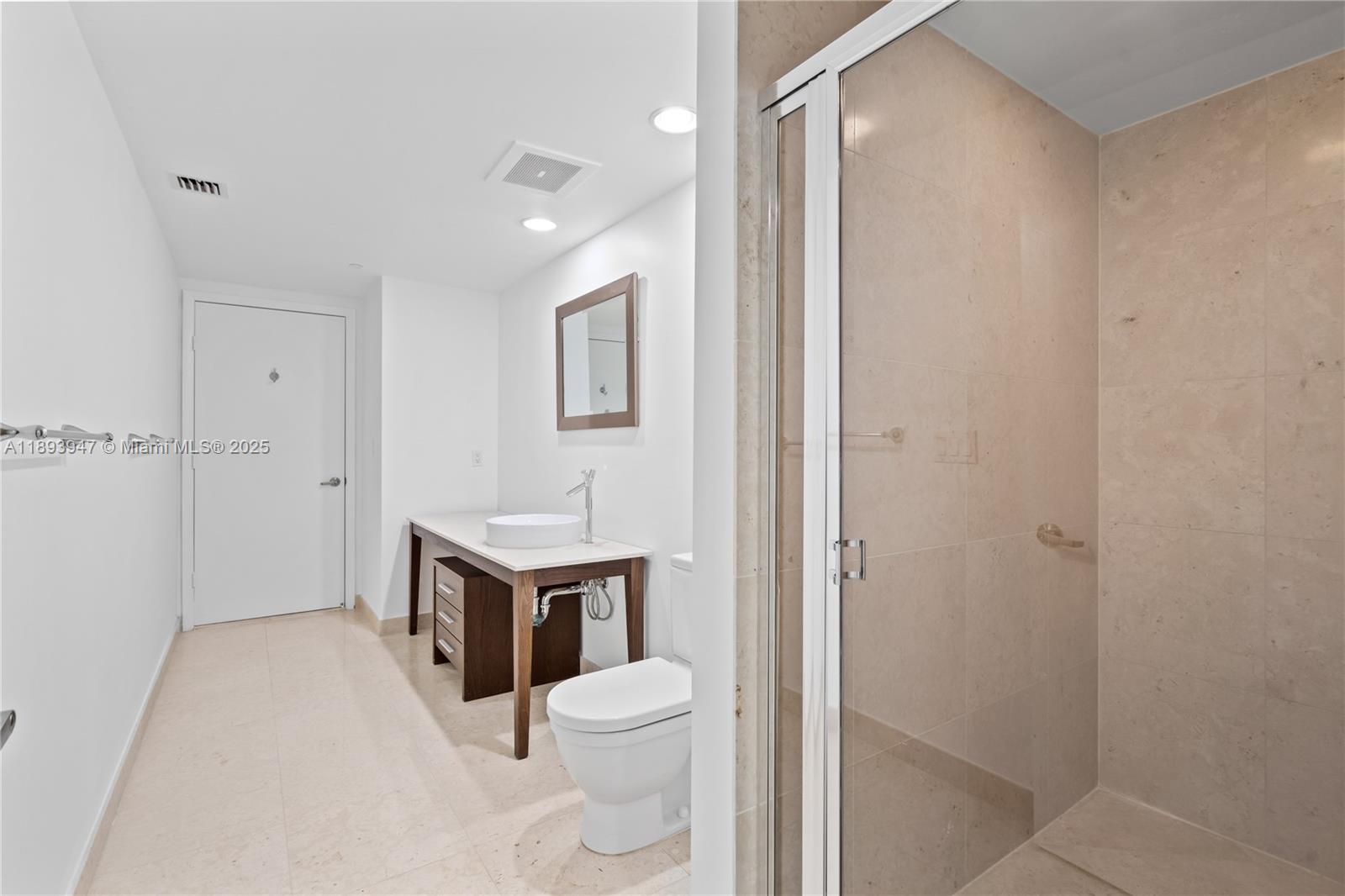 495 Brickell Ave #3502, Miami FL 33131