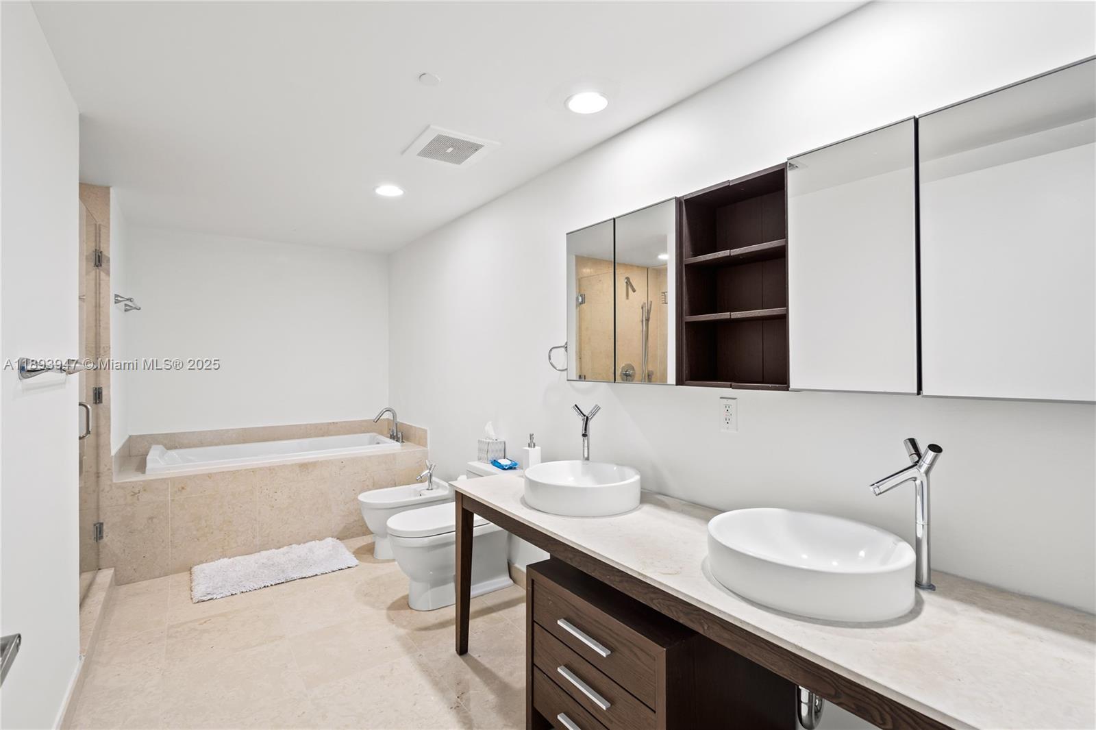 495 Brickell Ave #3502, Miami FL 33131