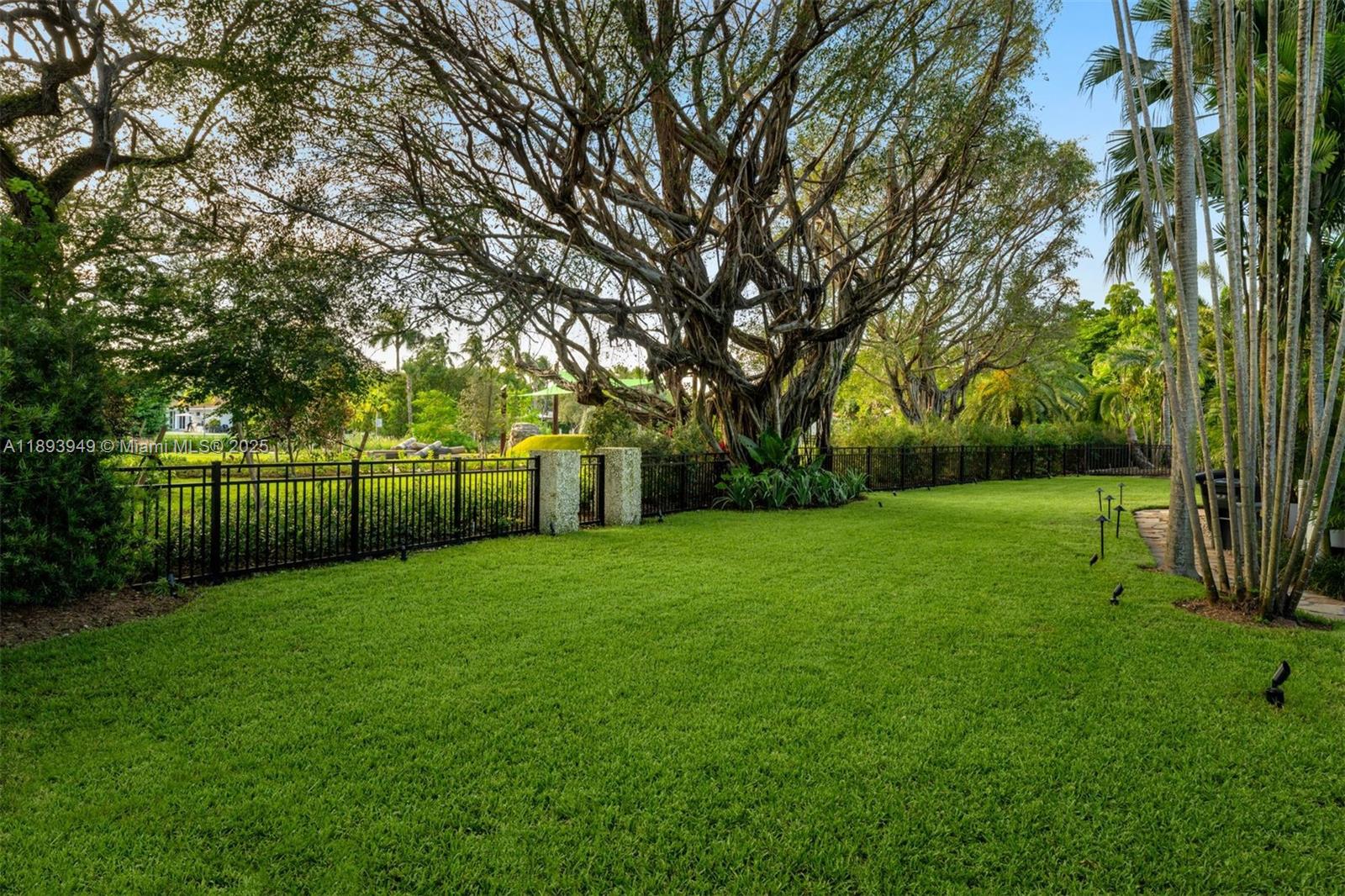 755 Blue Rd, Coral Gables FL 33146