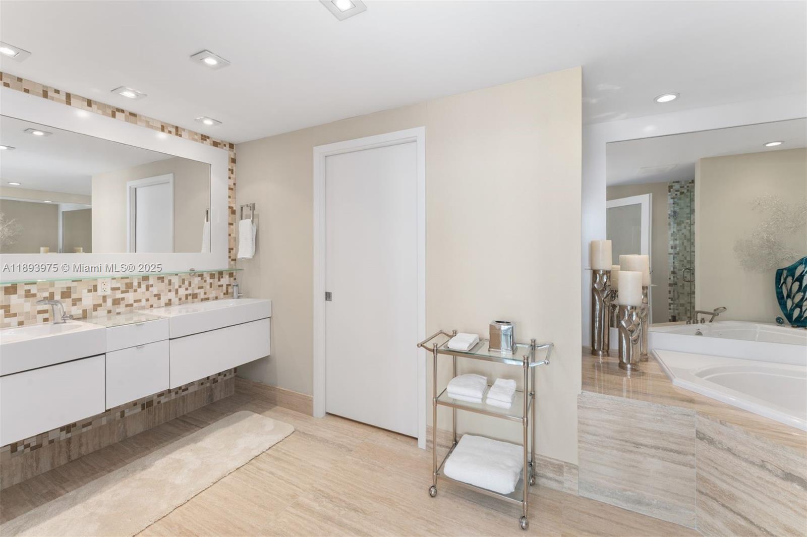 6899 Collins Ave #LPH04, Miami Beach FL 33141
