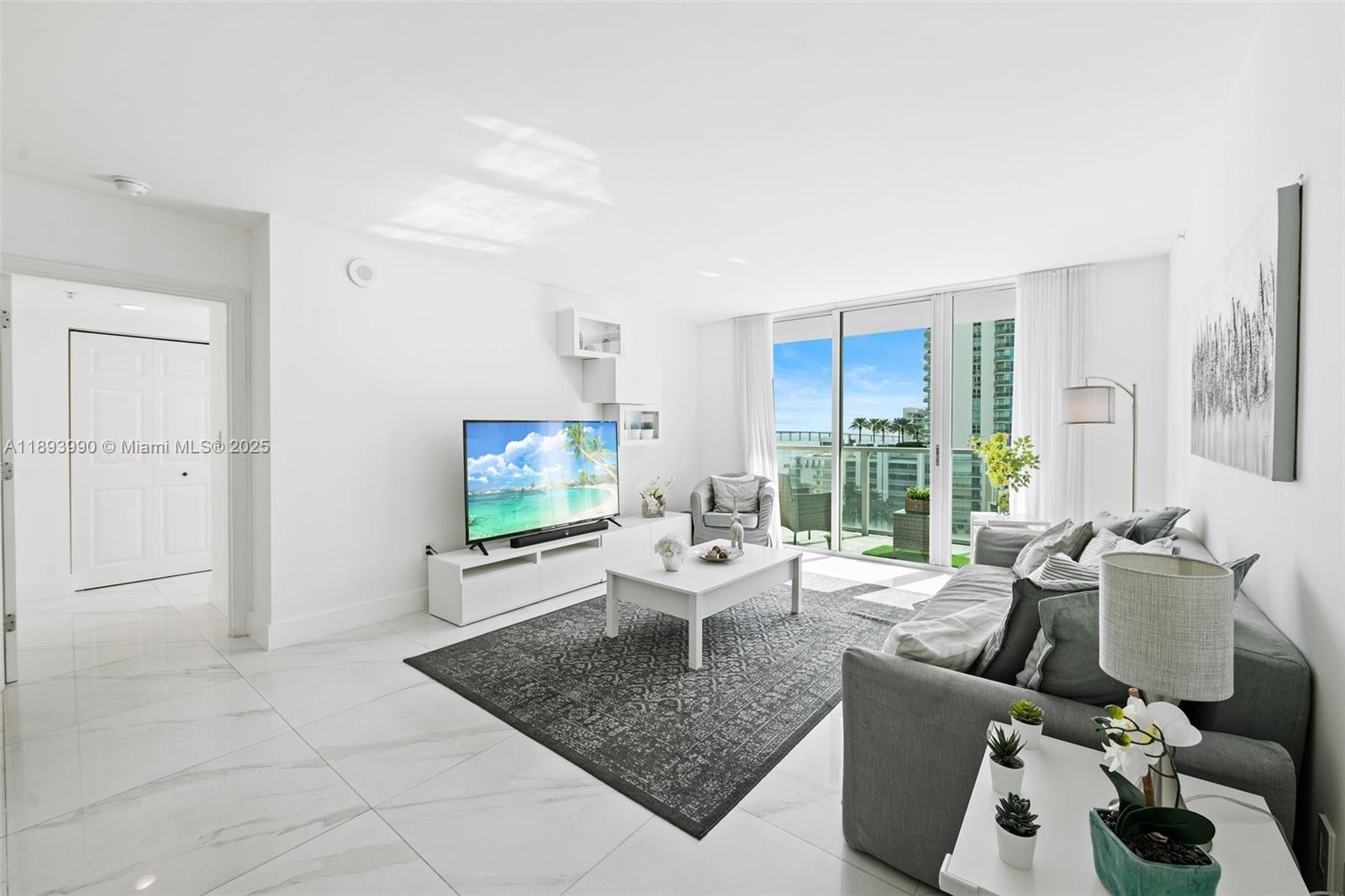 1155 Brickell Bay Dr #903, Miami FL 33131