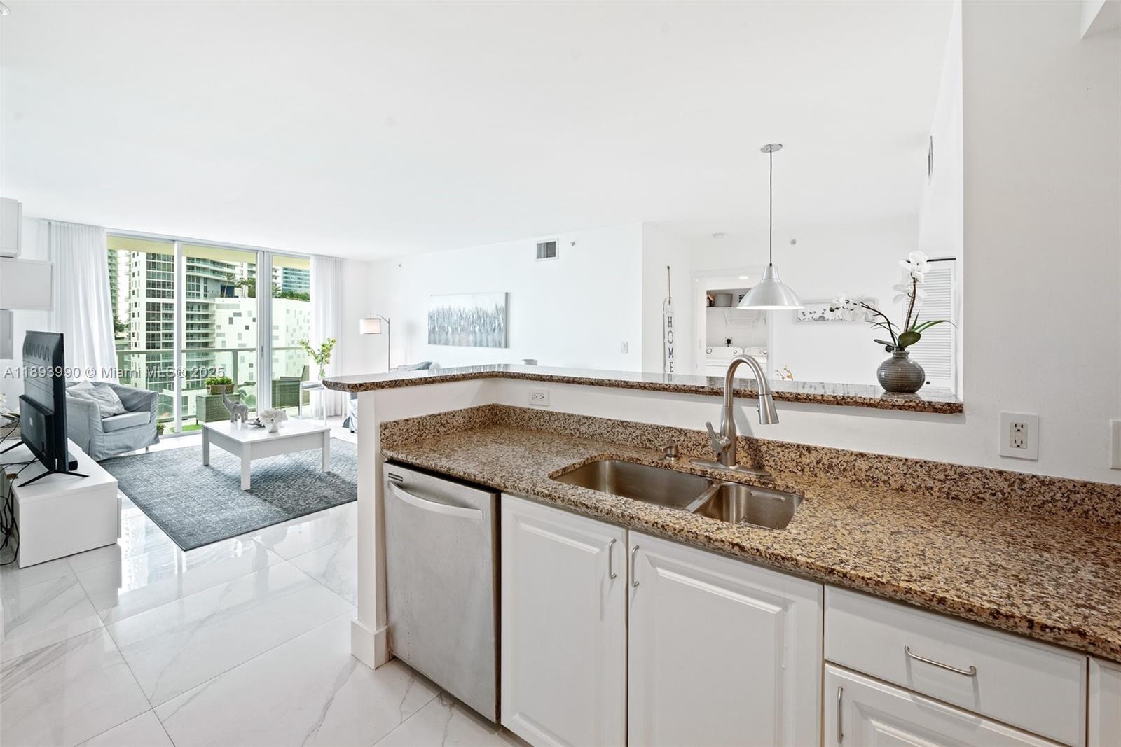 1155 Brickell Bay Dr #903, Miami FL 33131
