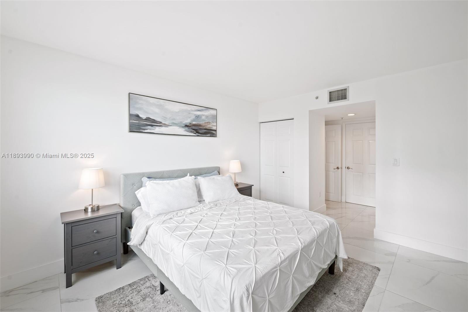 1155 Brickell Bay Dr #903, Miami FL 33131