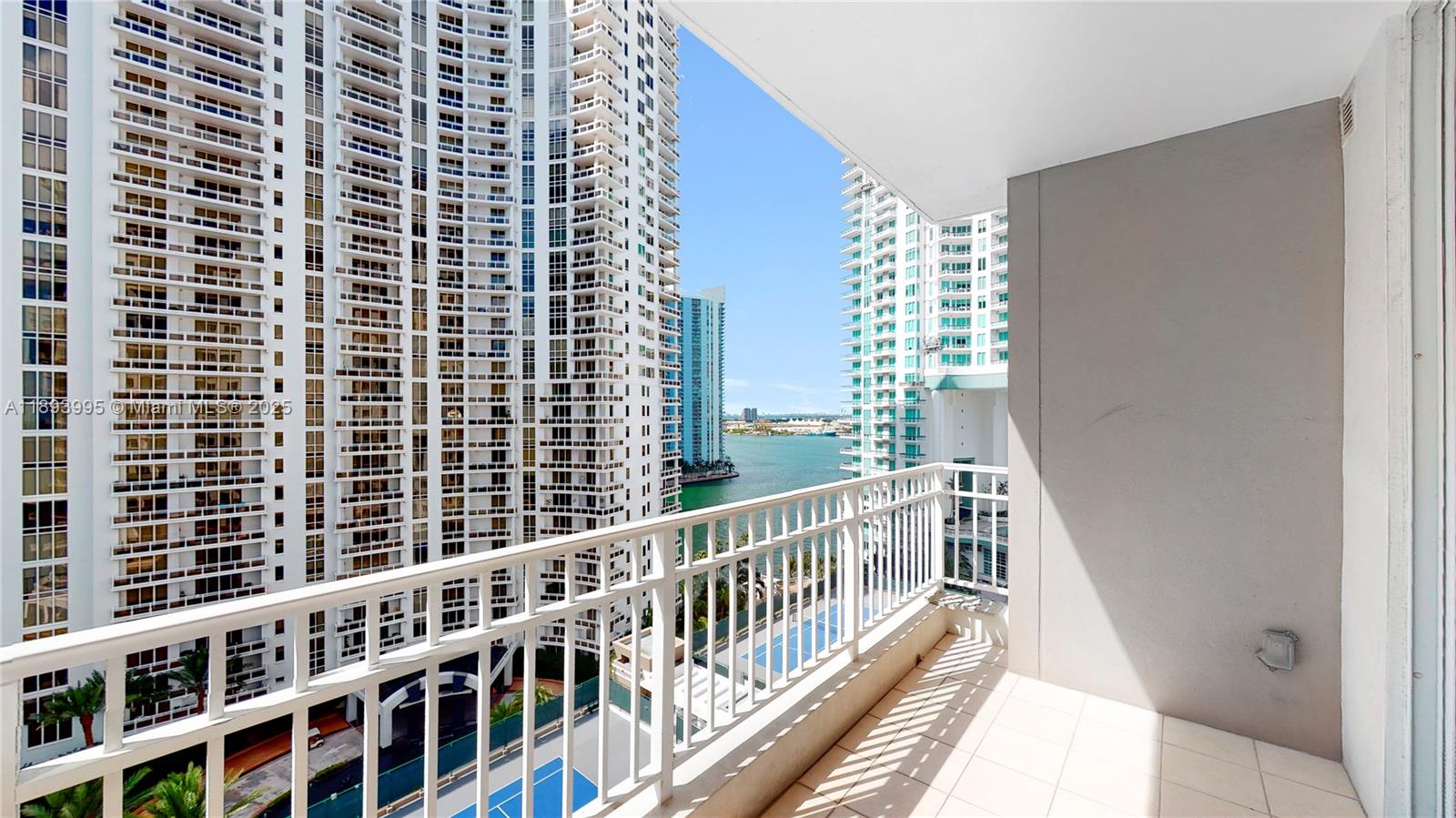 801 Brickell Key Blvd #1606, Miami FL 33131