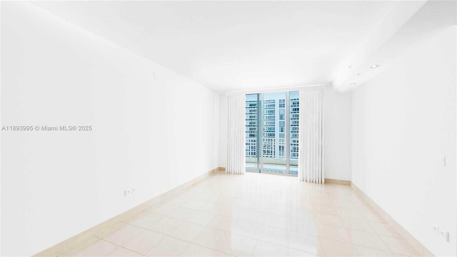 801 Brickell Key Blvd #1606, Miami FL 33131