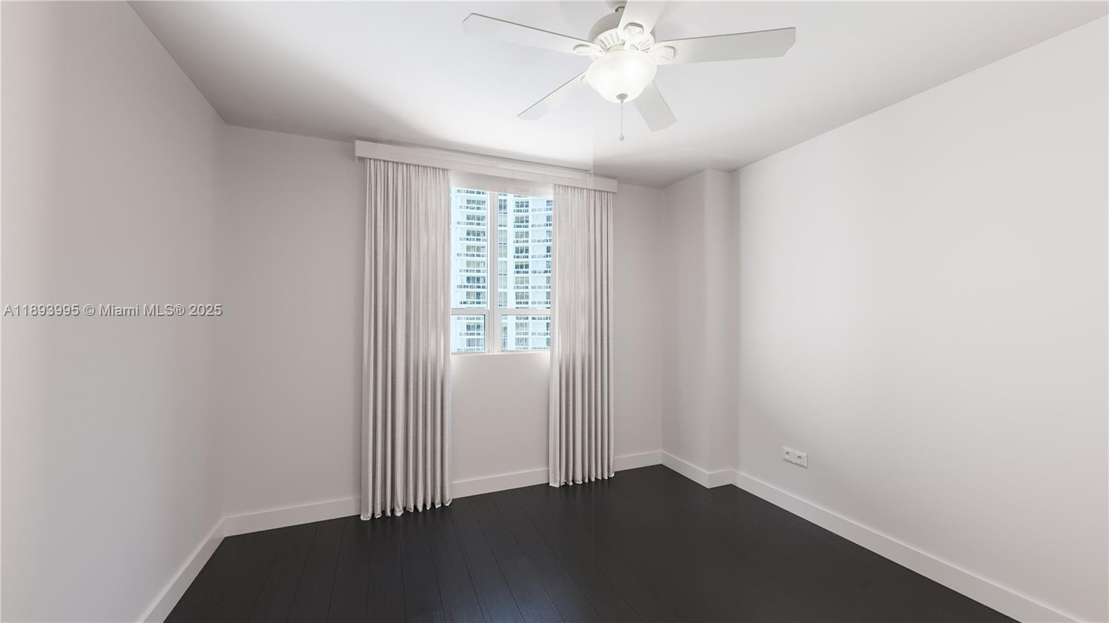 801 Brickell Key Blvd #1606, Miami FL 33131
