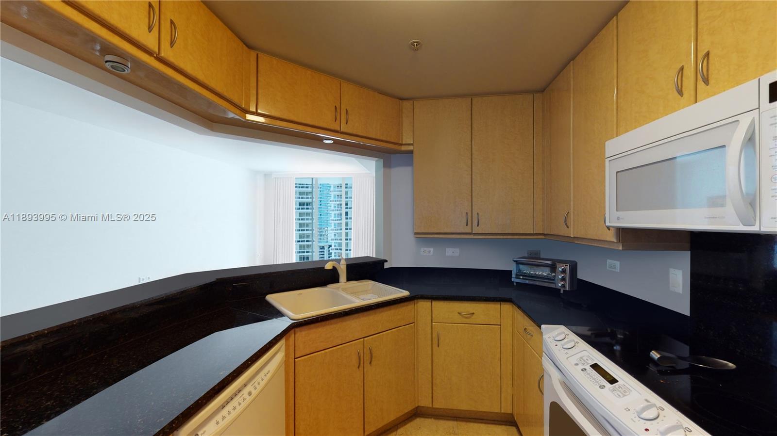 801 Brickell Key Blvd #1606, Miami FL 33131