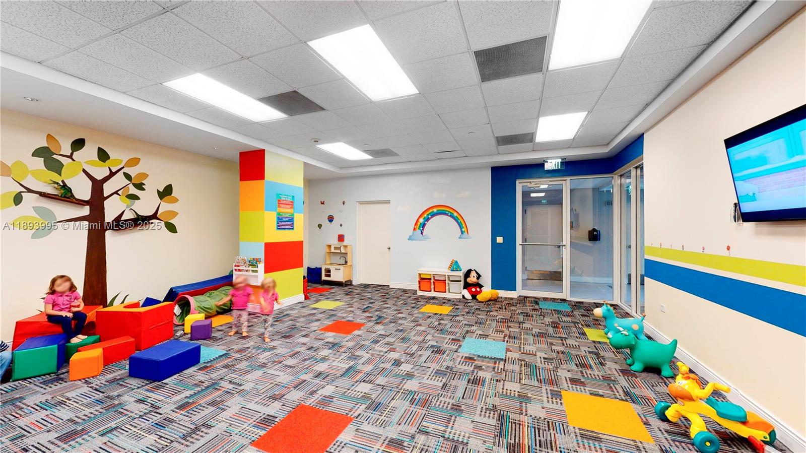 801 Brickell Key Blvd #1606, Miami FL 33131