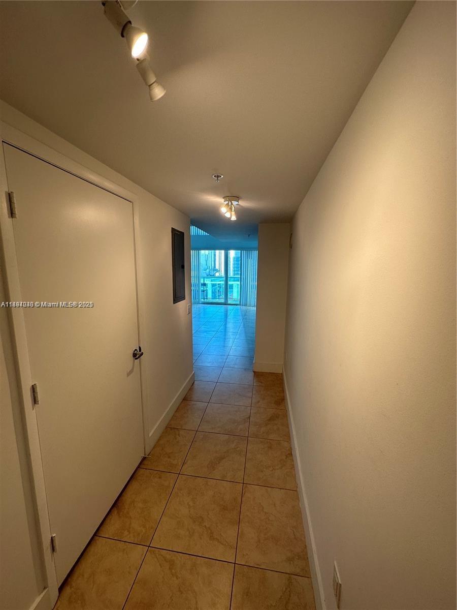 41 SE 5th St #1612, Miami FL 33131
