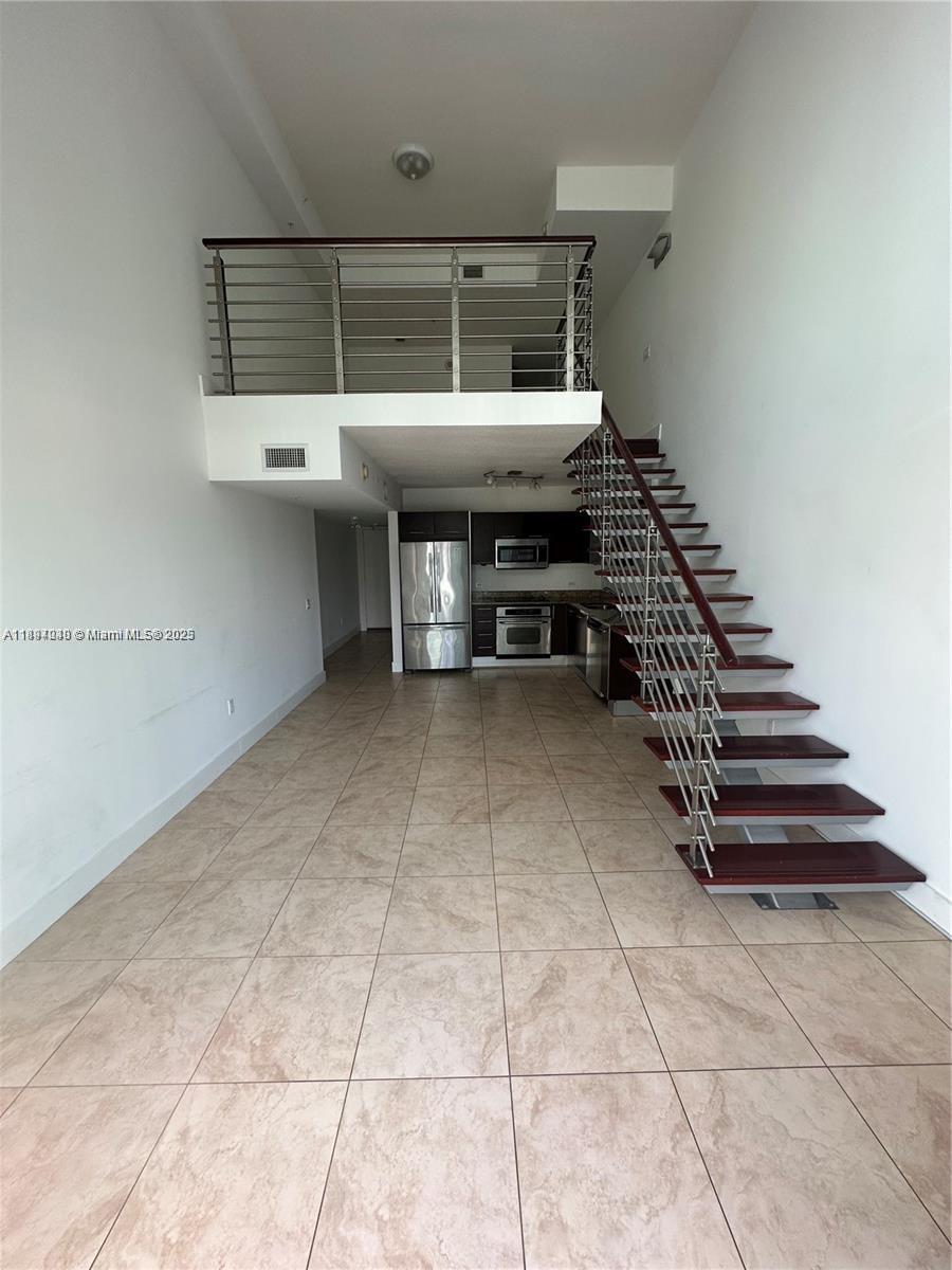 41 SE 5th St #1612, Miami FL 33131