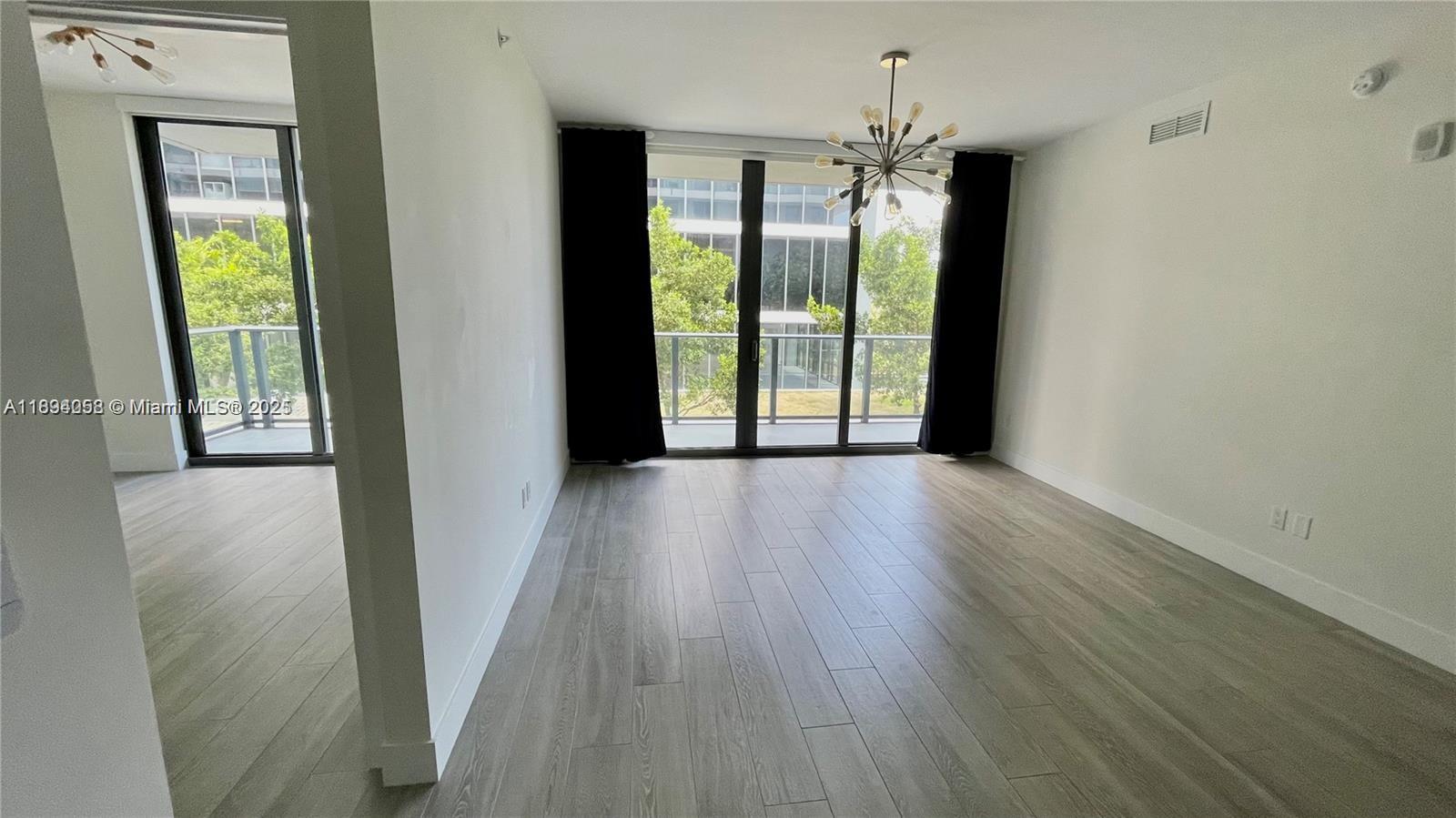2960 NE 207th St #609, Aventura FL 33180