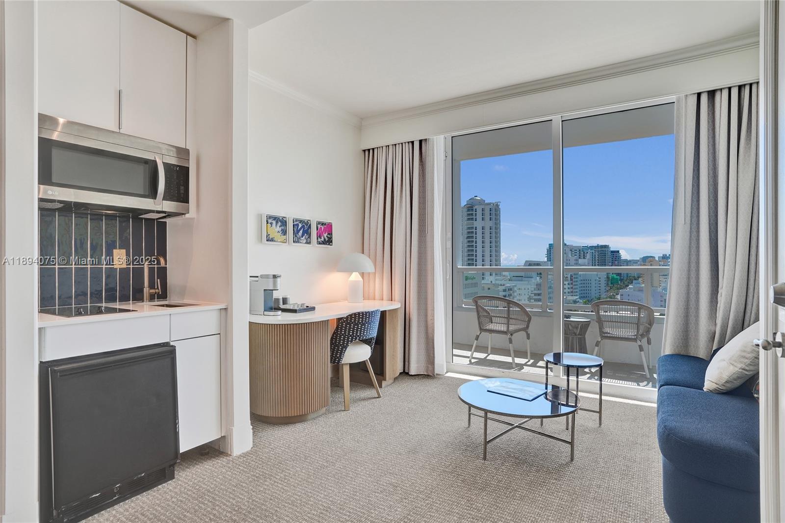 4401 Collins Ave #1408, Miami Beach FL 33140