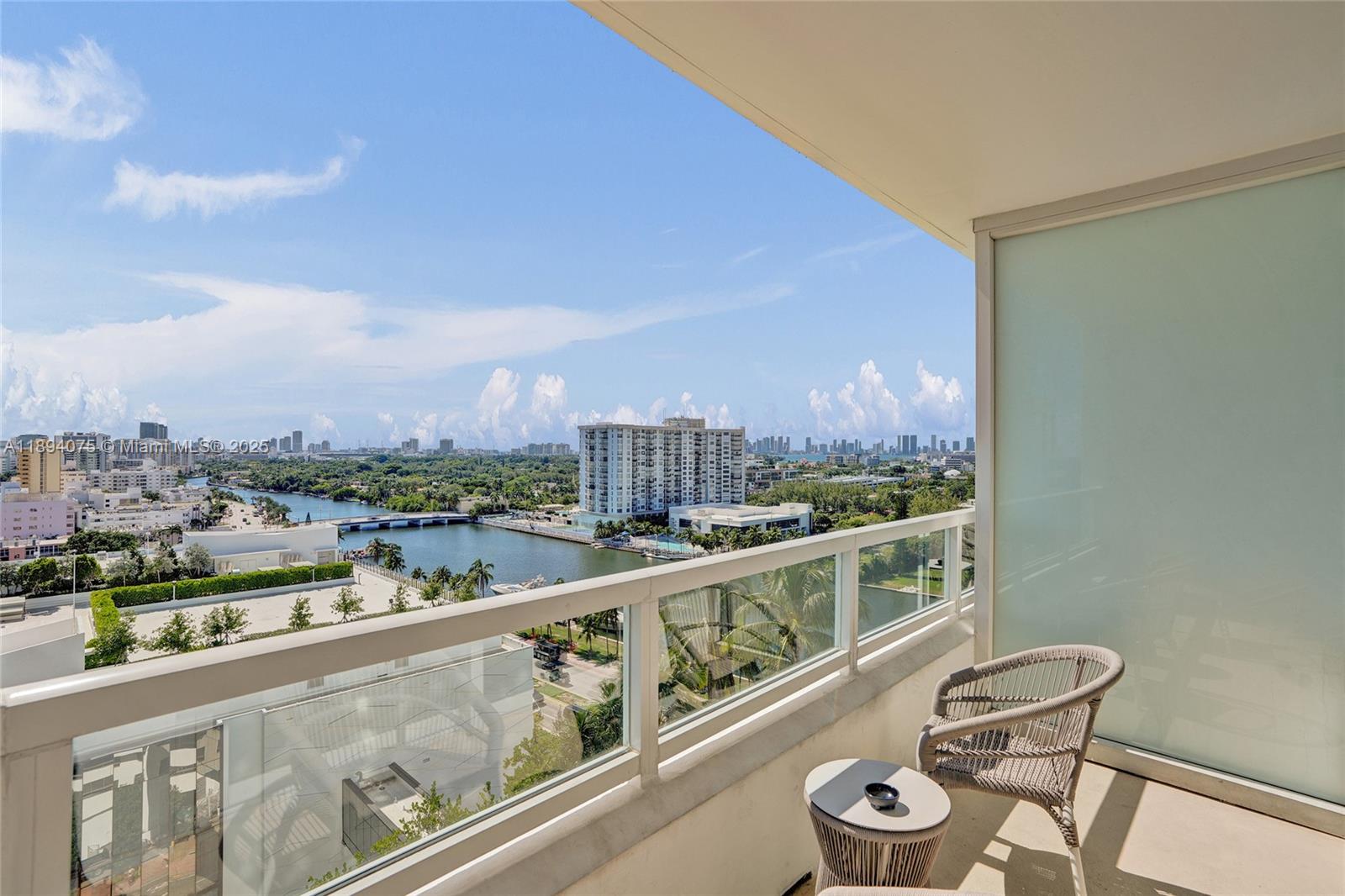 4401 Collins Ave #1408, Miami Beach FL 33140