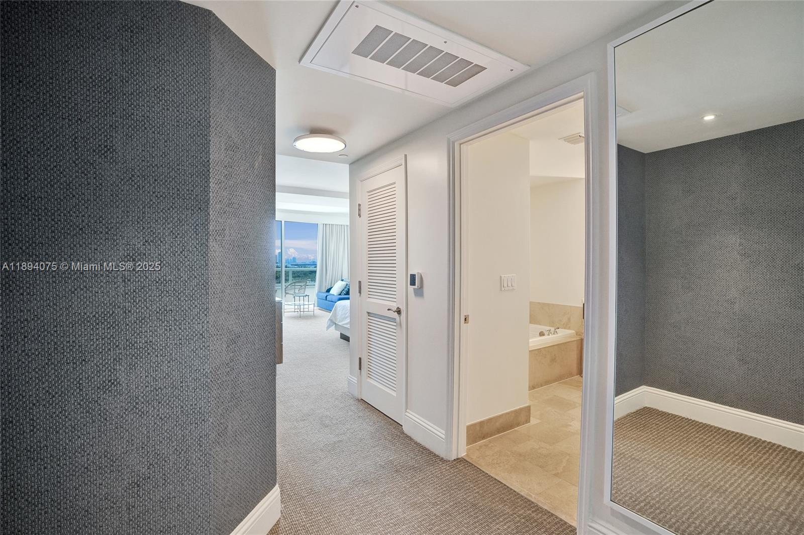 4401 Collins Ave #1408, Miami Beach FL 33140