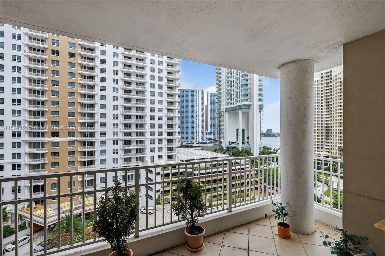 701 Brickell Key Blvd #1108, Miami FL 33131