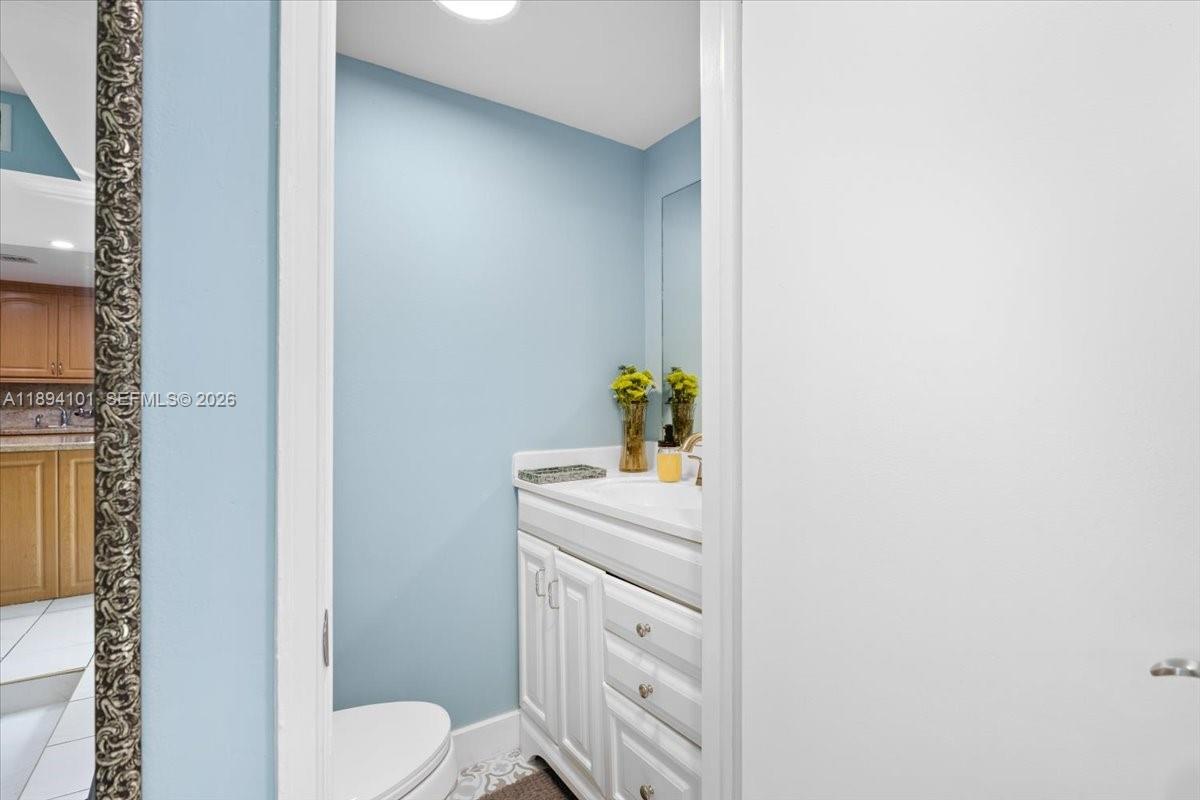 9450 Live Oak Pl #109, Davie FL 33324