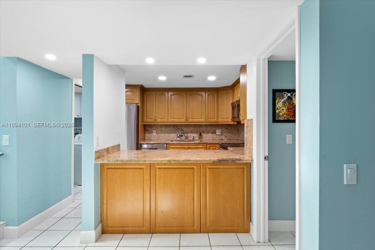 9450 Live Oak Pl #109, Davie FL 33324