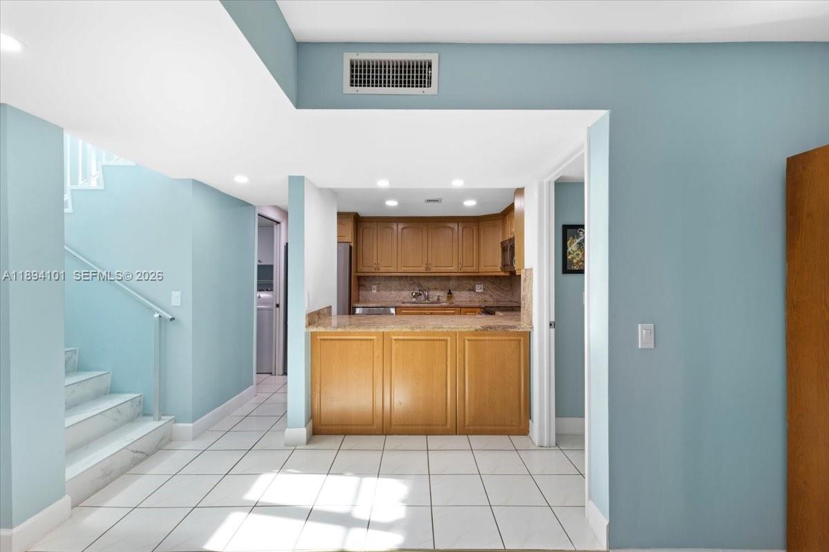 9450 Live Oak Pl #109, Davie FL 33324
