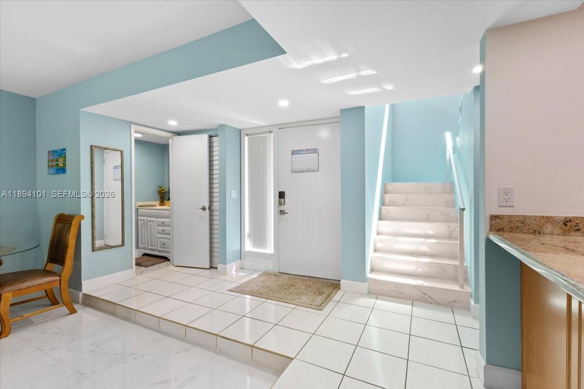 9450 Live Oak Pl #109, Davie FL 33324