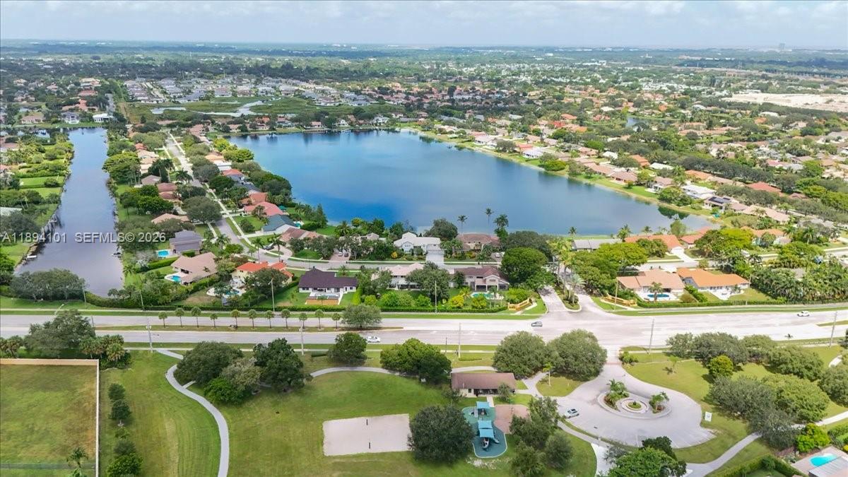 9450 Live Oak Pl #109, Davie FL 33324