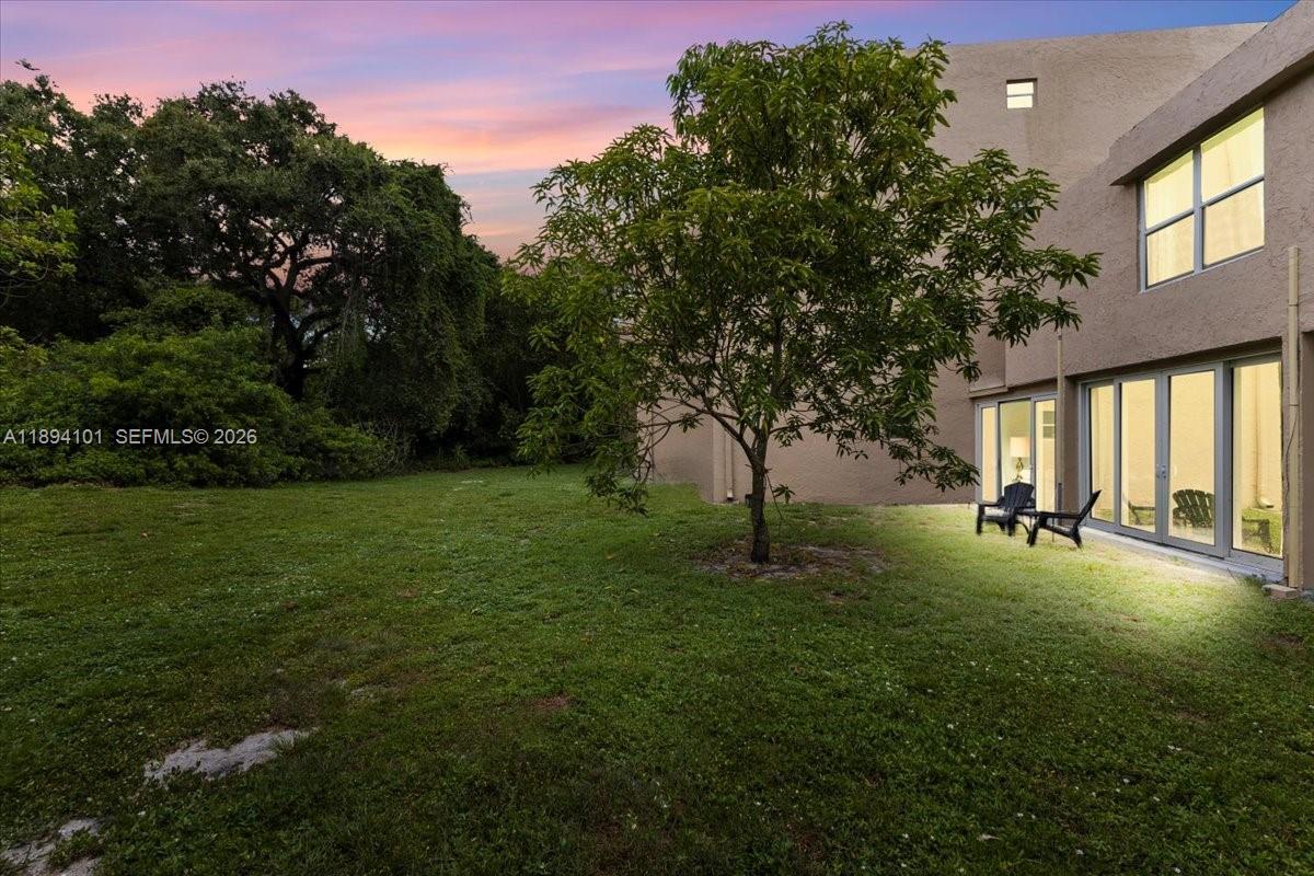 9450 Live Oak Pl #109, Davie FL 33324