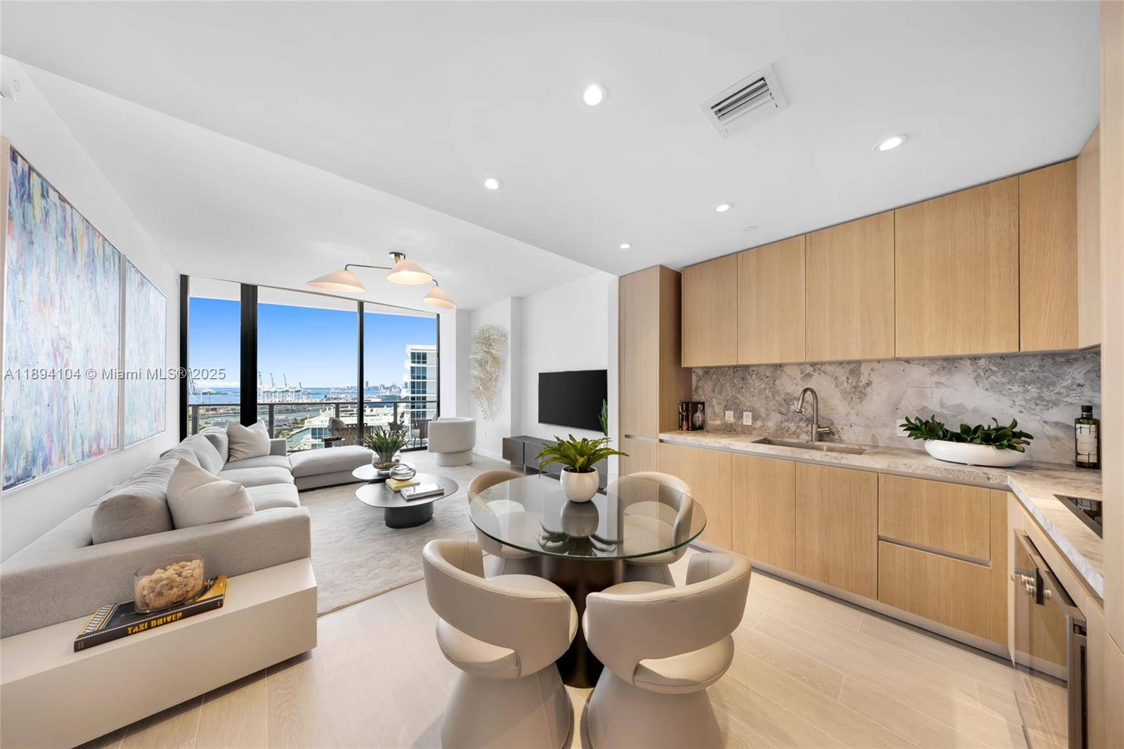 500 Alton Rd #2404, Miami Beach FL 33139